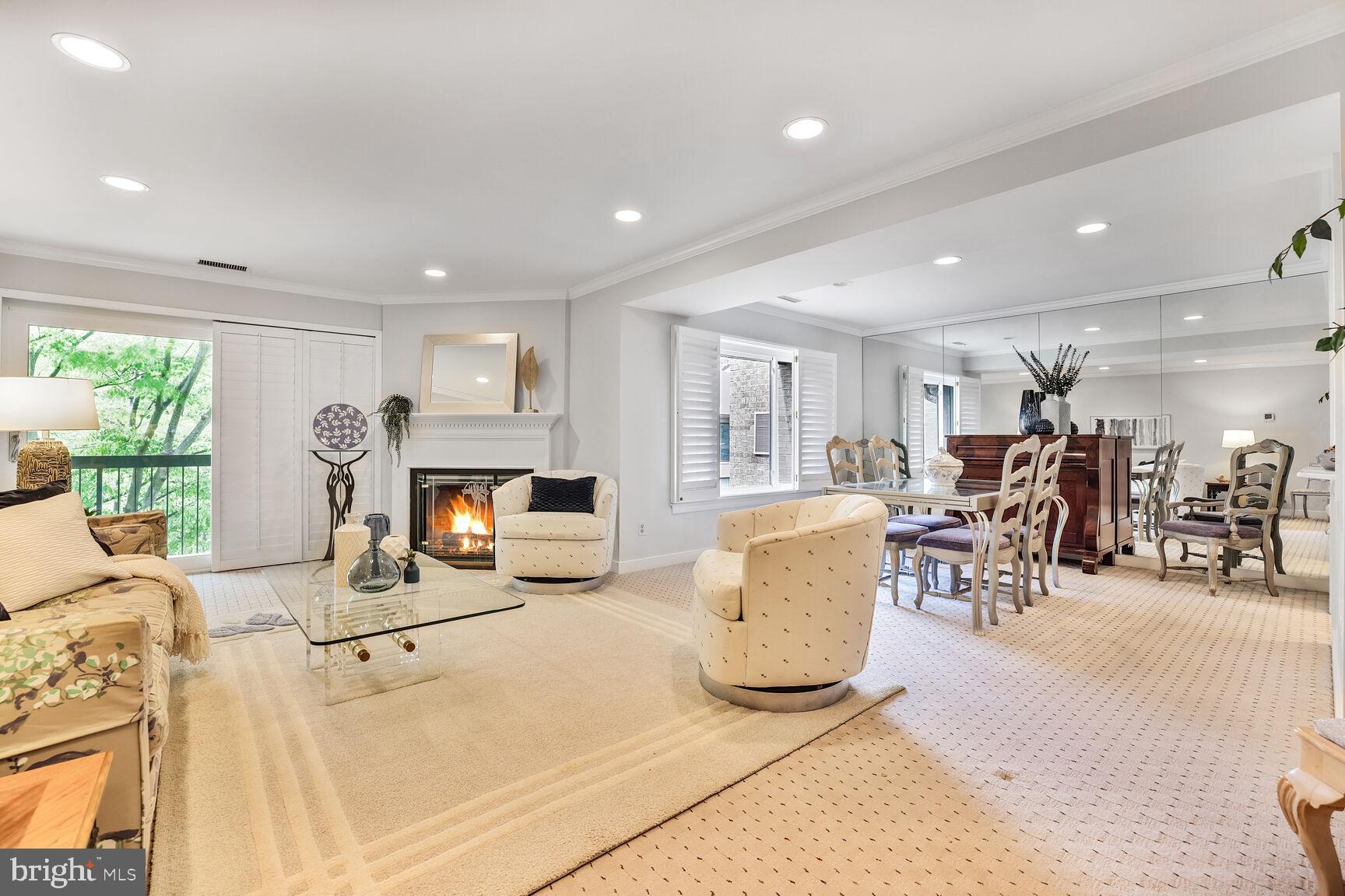 11400 STRAND DRIVE R-316