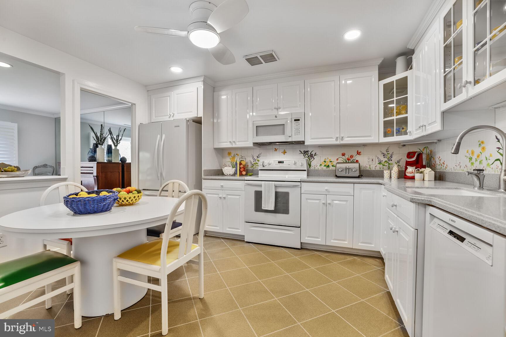 11400 STRAND DRIVE R-316