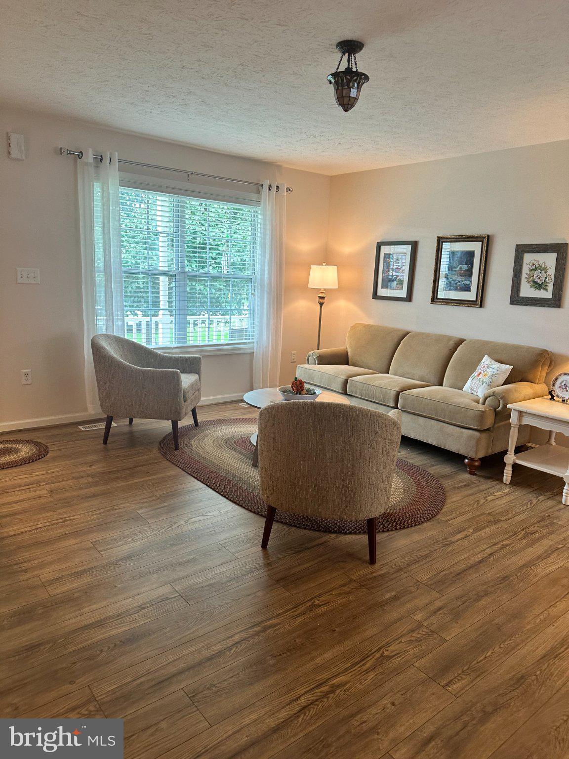 220 SEASCAPE COURT