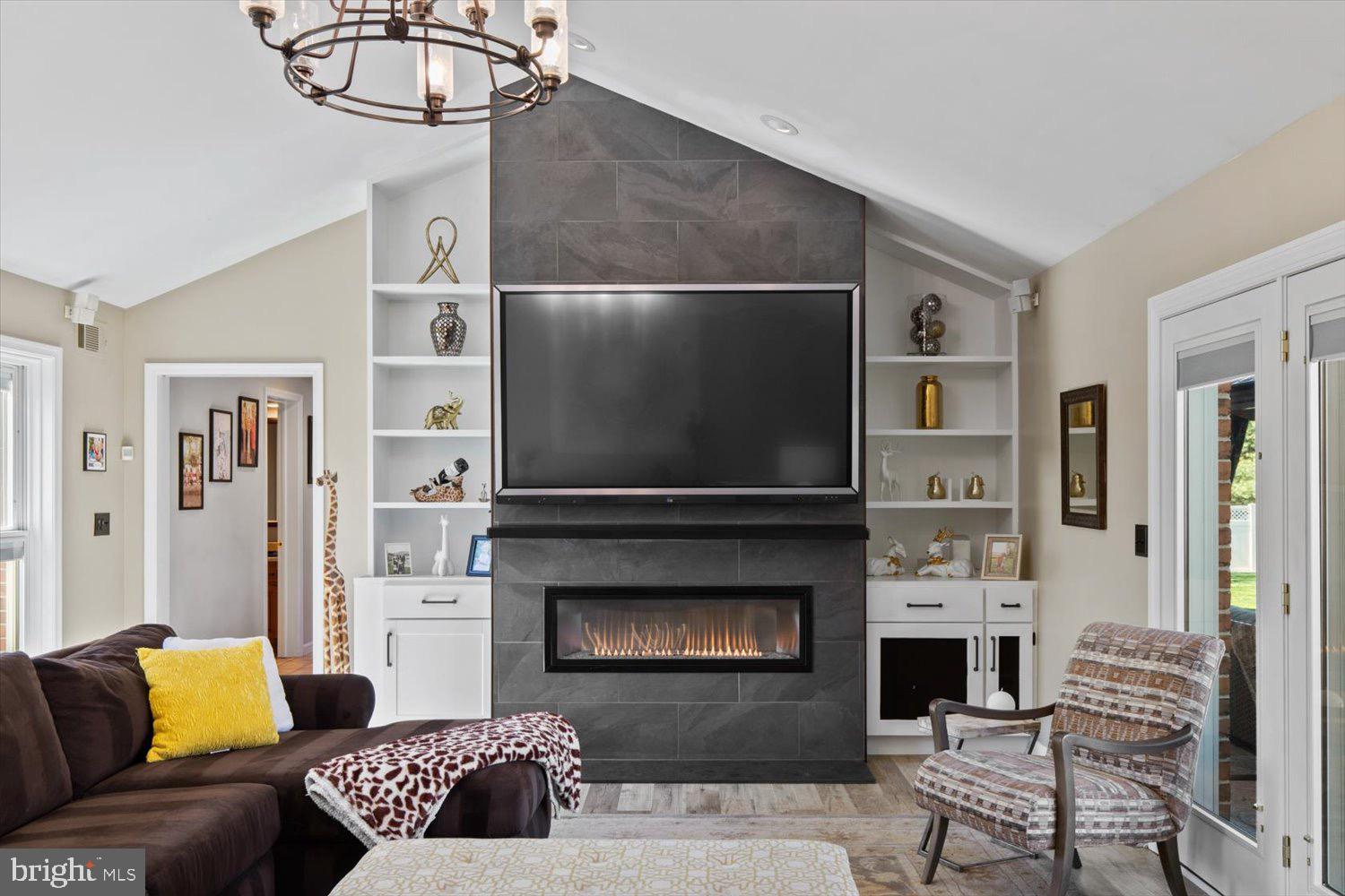 BUCKWOOD HILLS - Residential