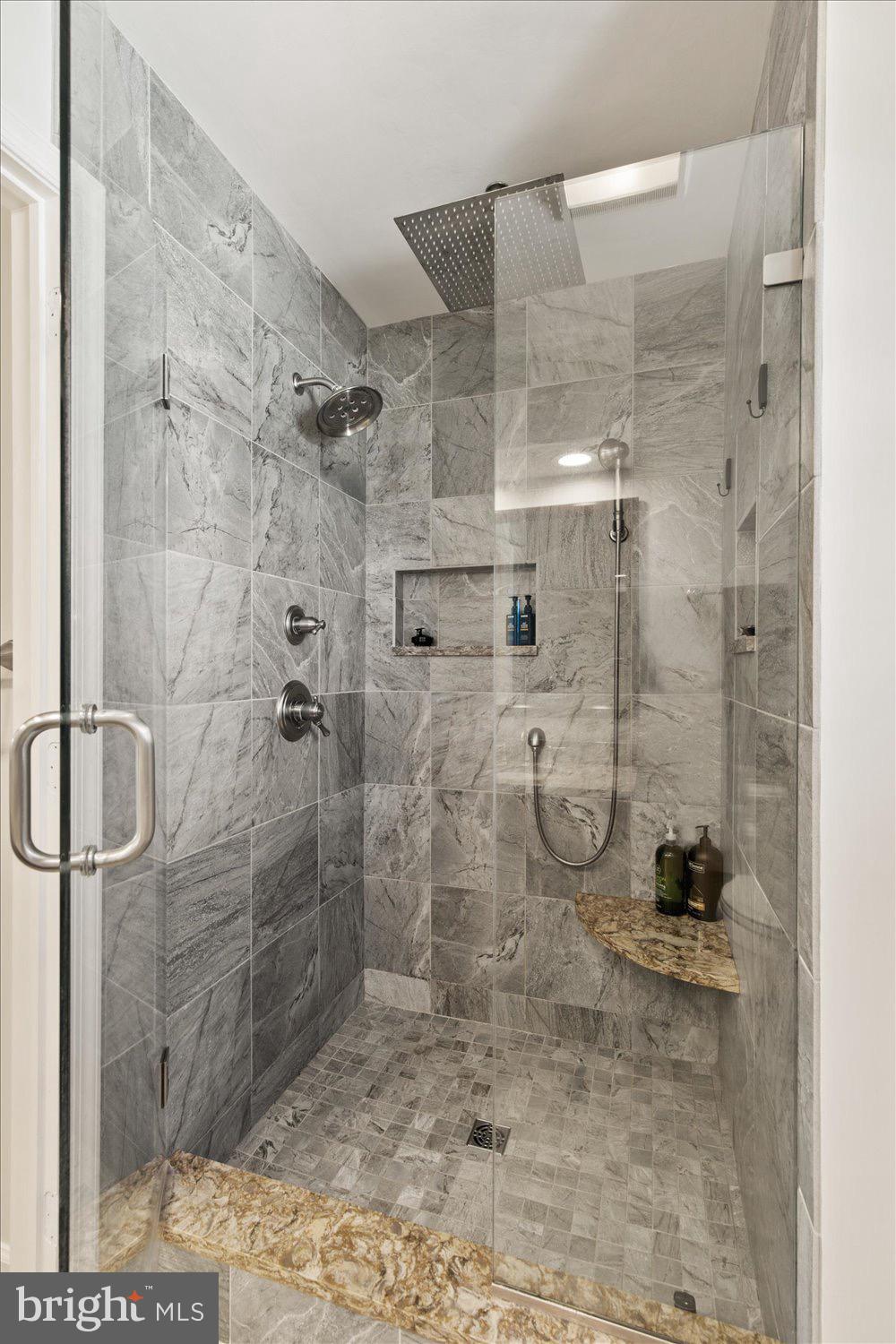 BUCKWOOD HILLS - Residential