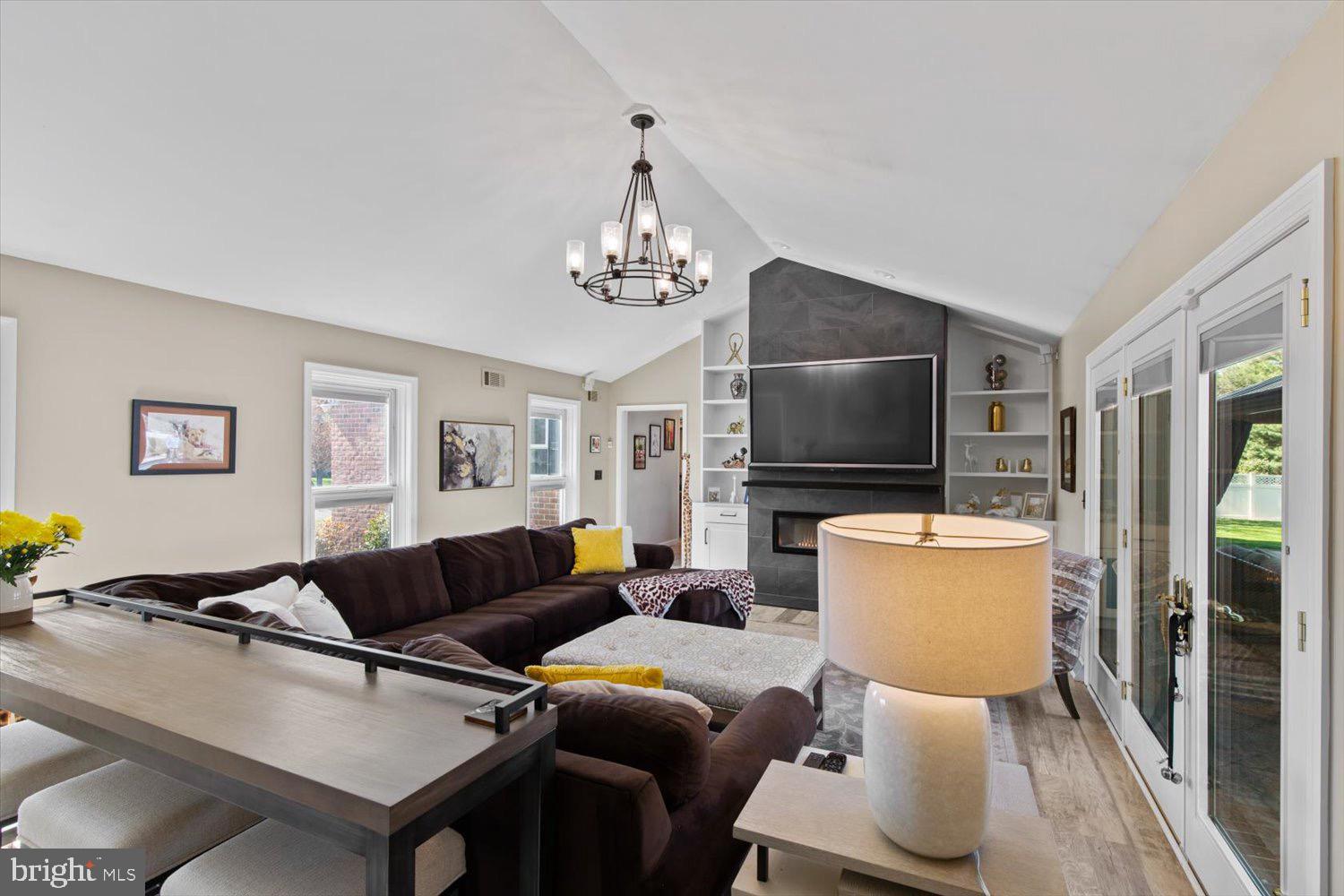 BUCKWOOD HILLS - Residential