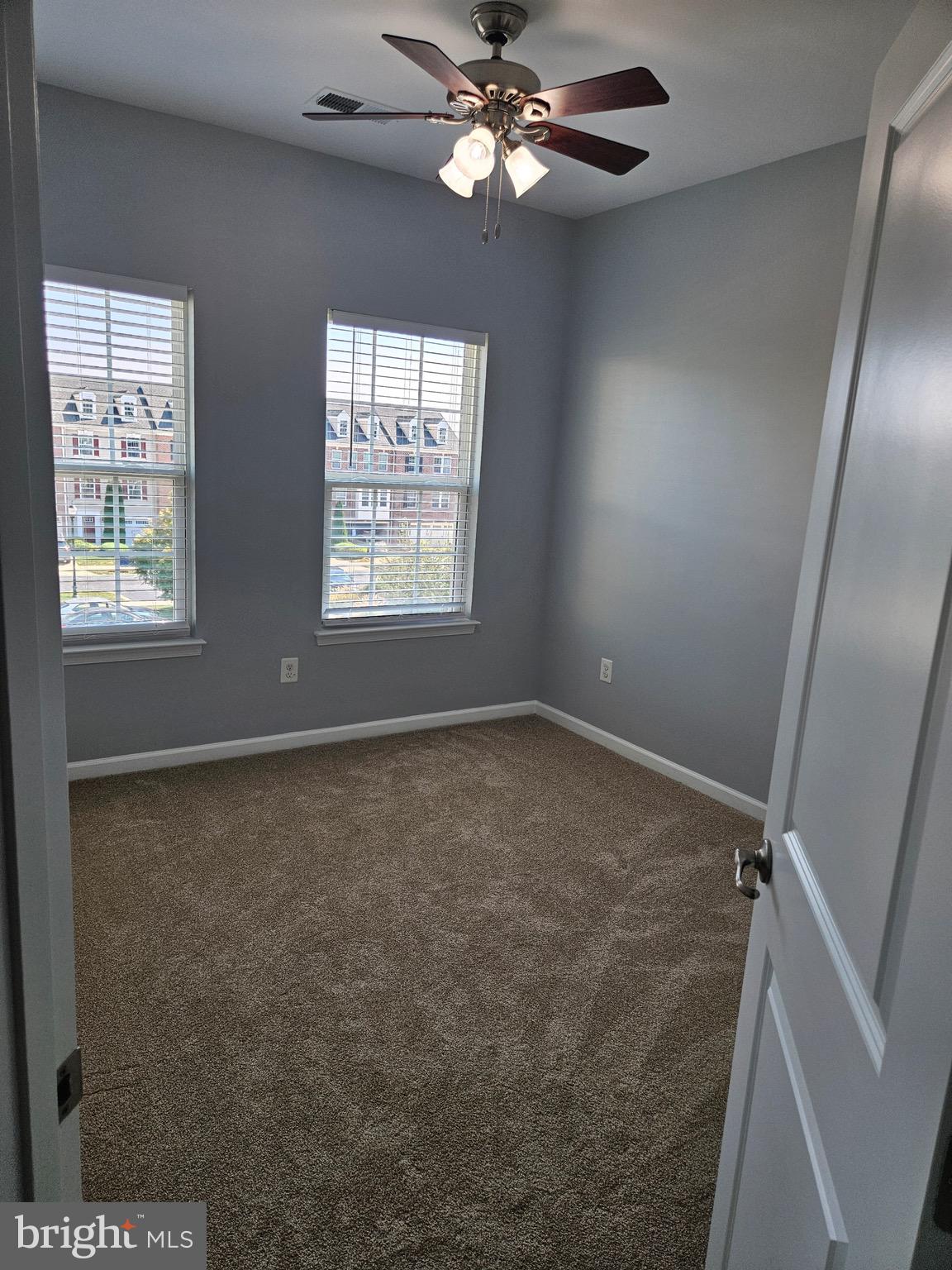 RAINCLIFFE - Residential Lease