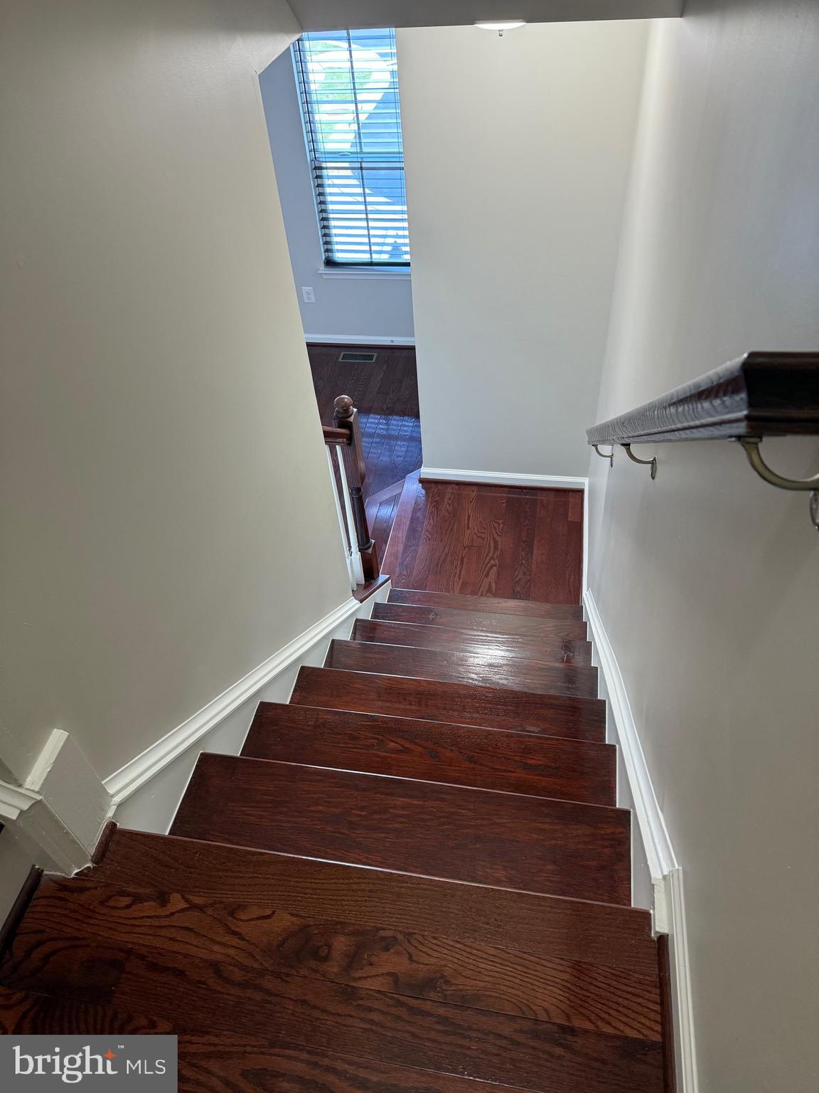 RAINCLIFFE - Residential Lease