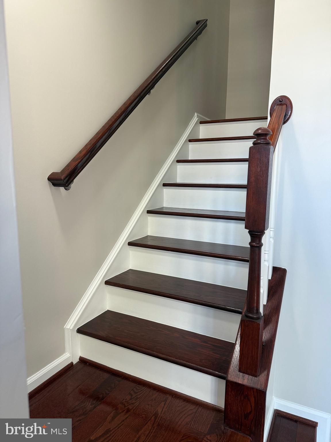 RAINCLIFFE - Residential Lease