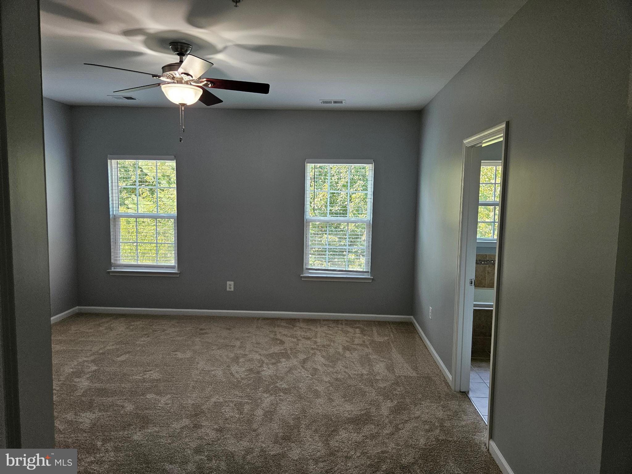 RAINCLIFFE - Residential Lease