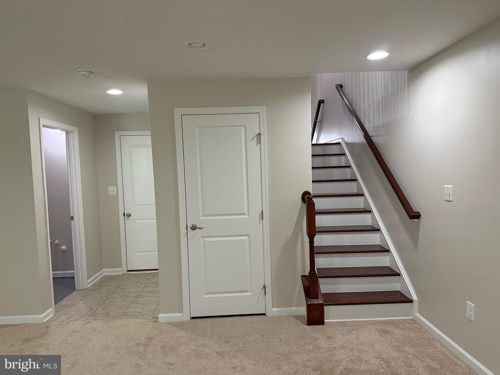 RAINCLIFFE - Residential Lease