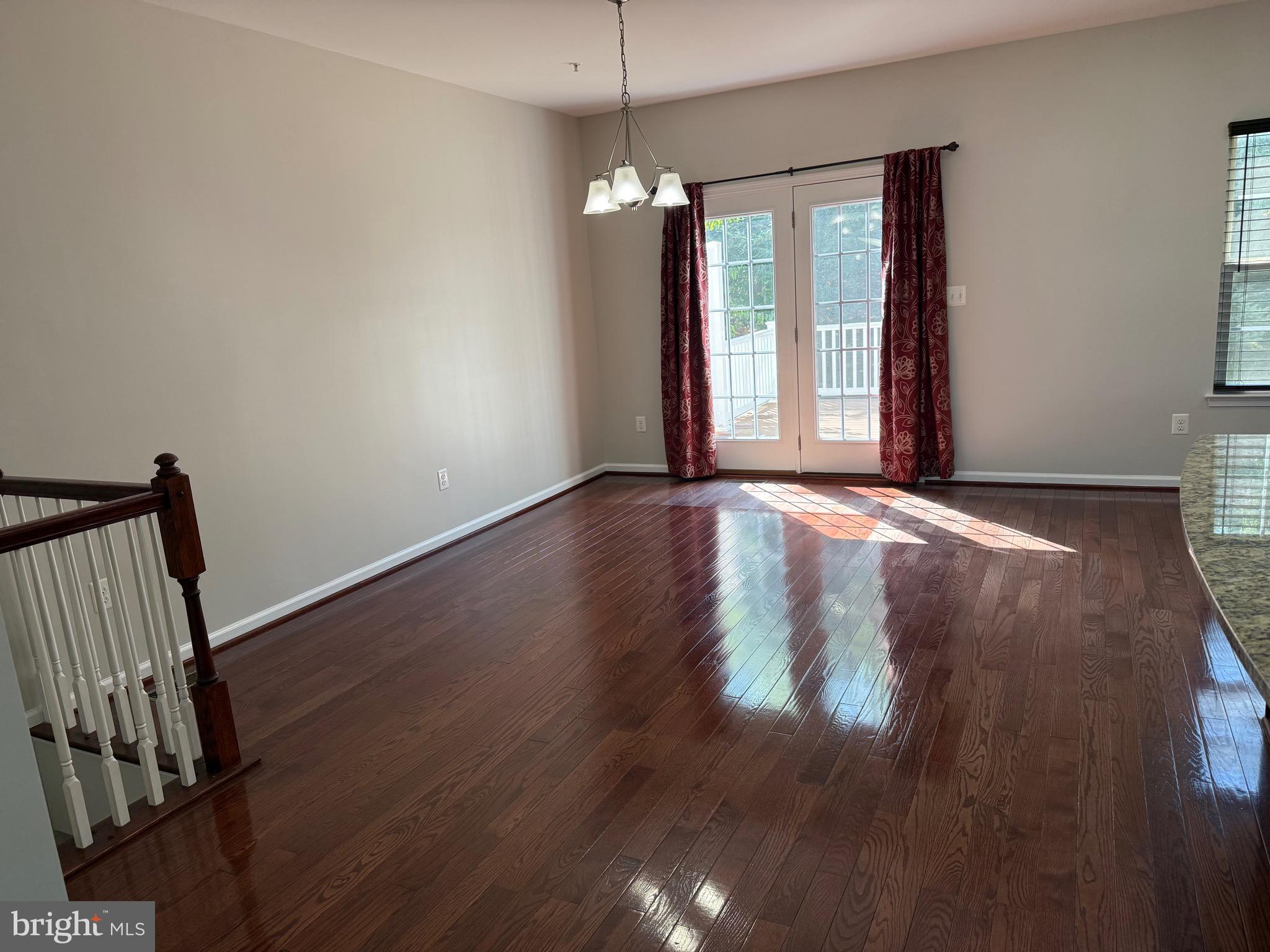 RAINCLIFFE - Residential Lease