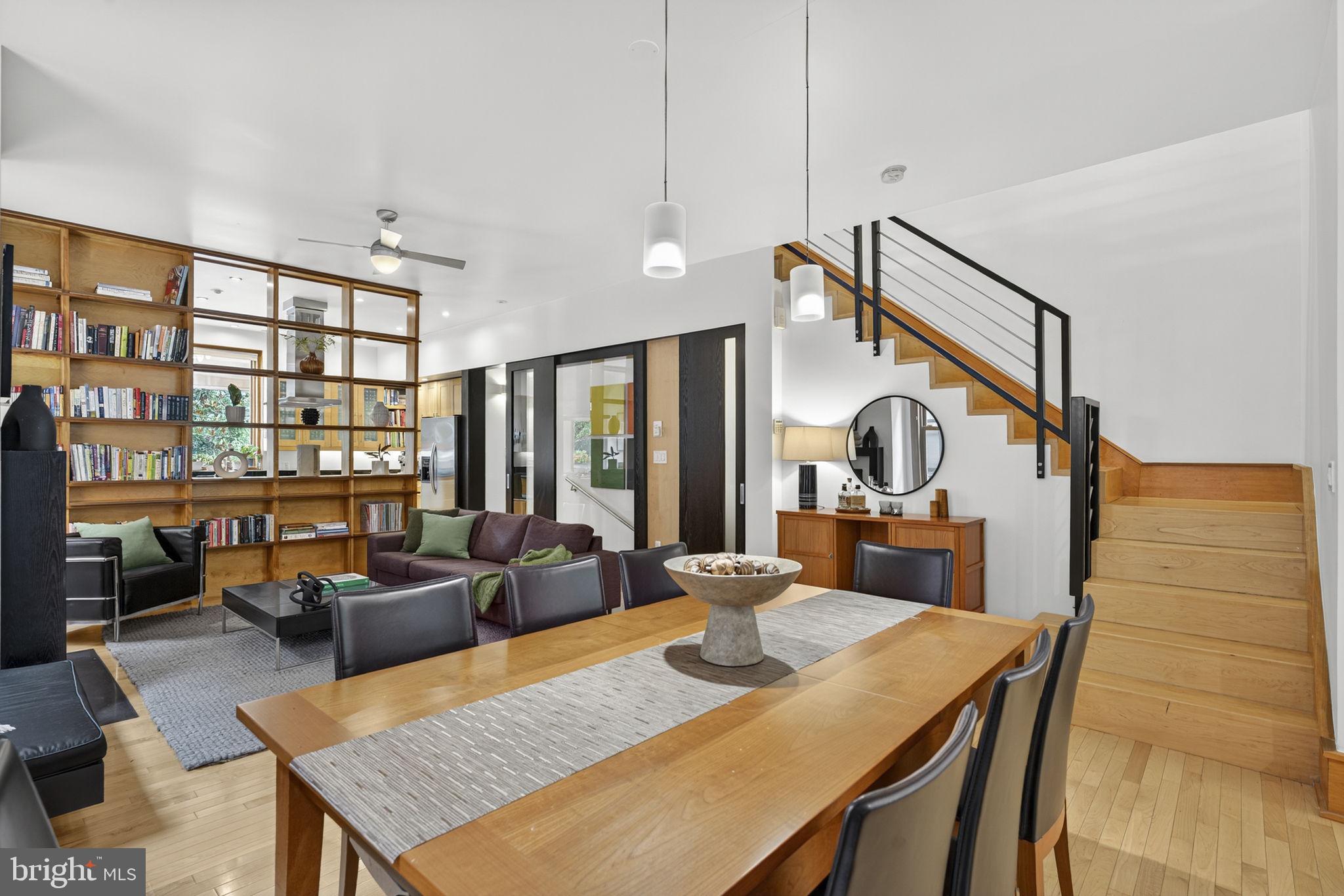 CAPITOL HILL - Residential