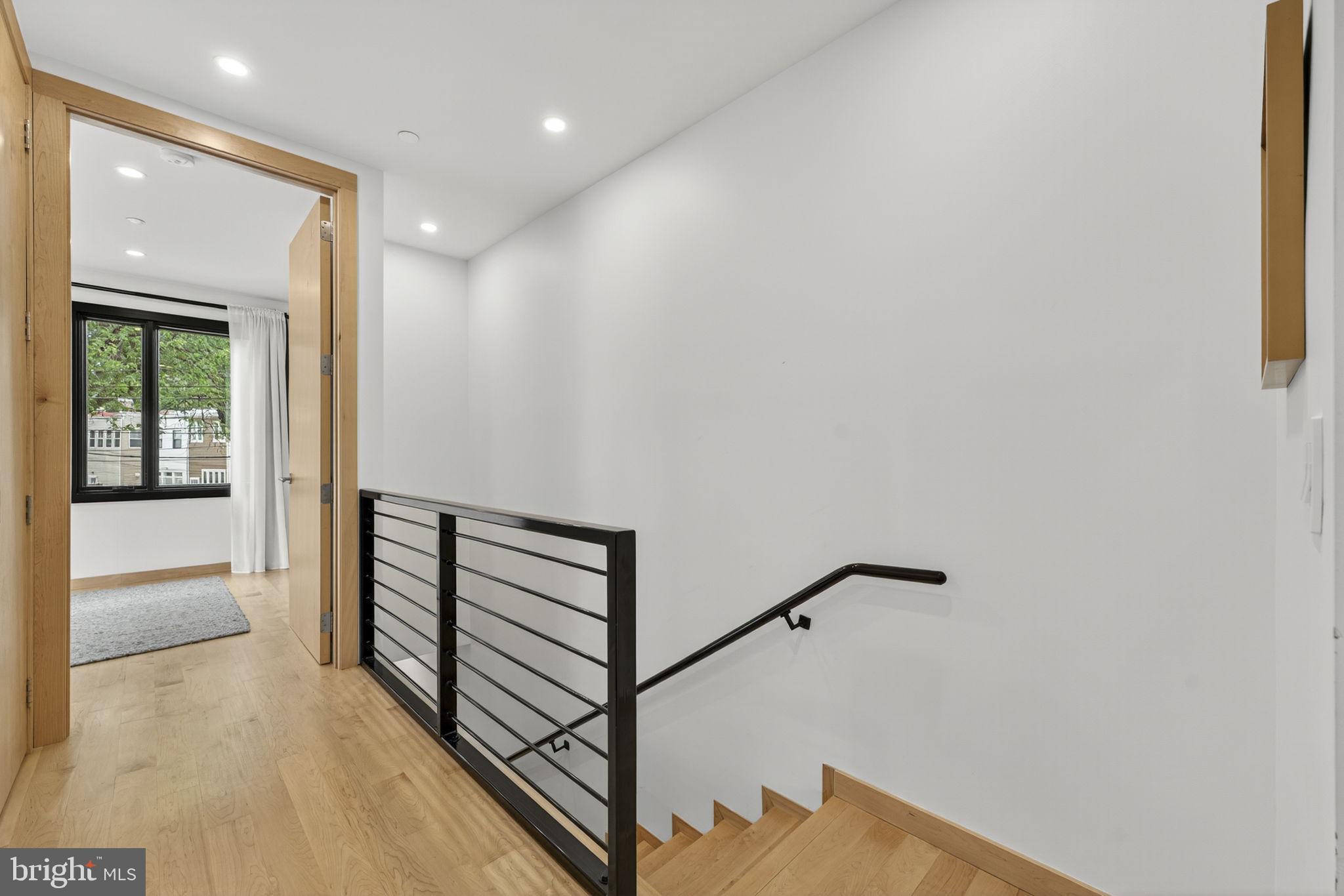 CAPITOL HILL - Residential