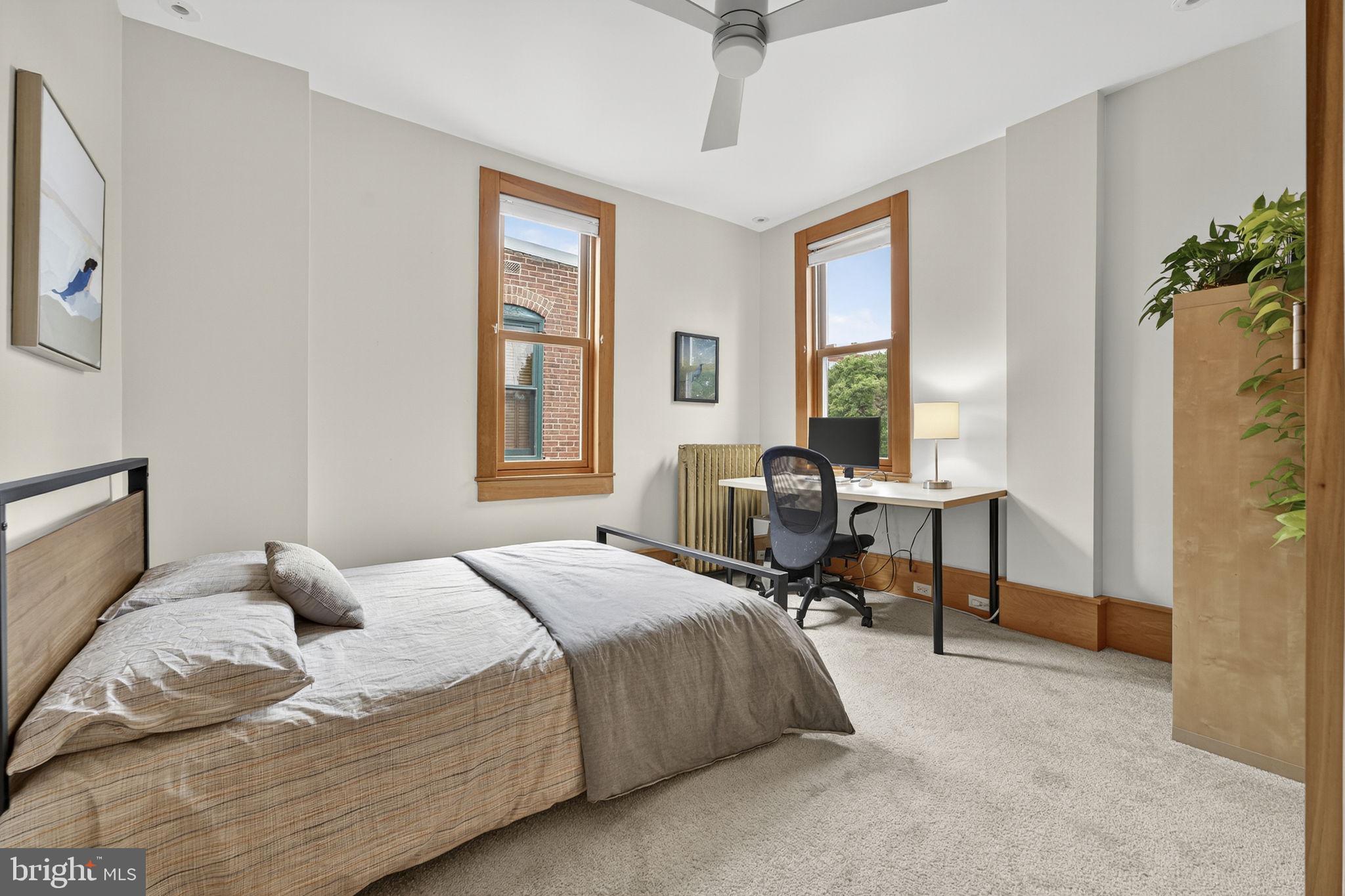 CAPITOL HILL - Residential