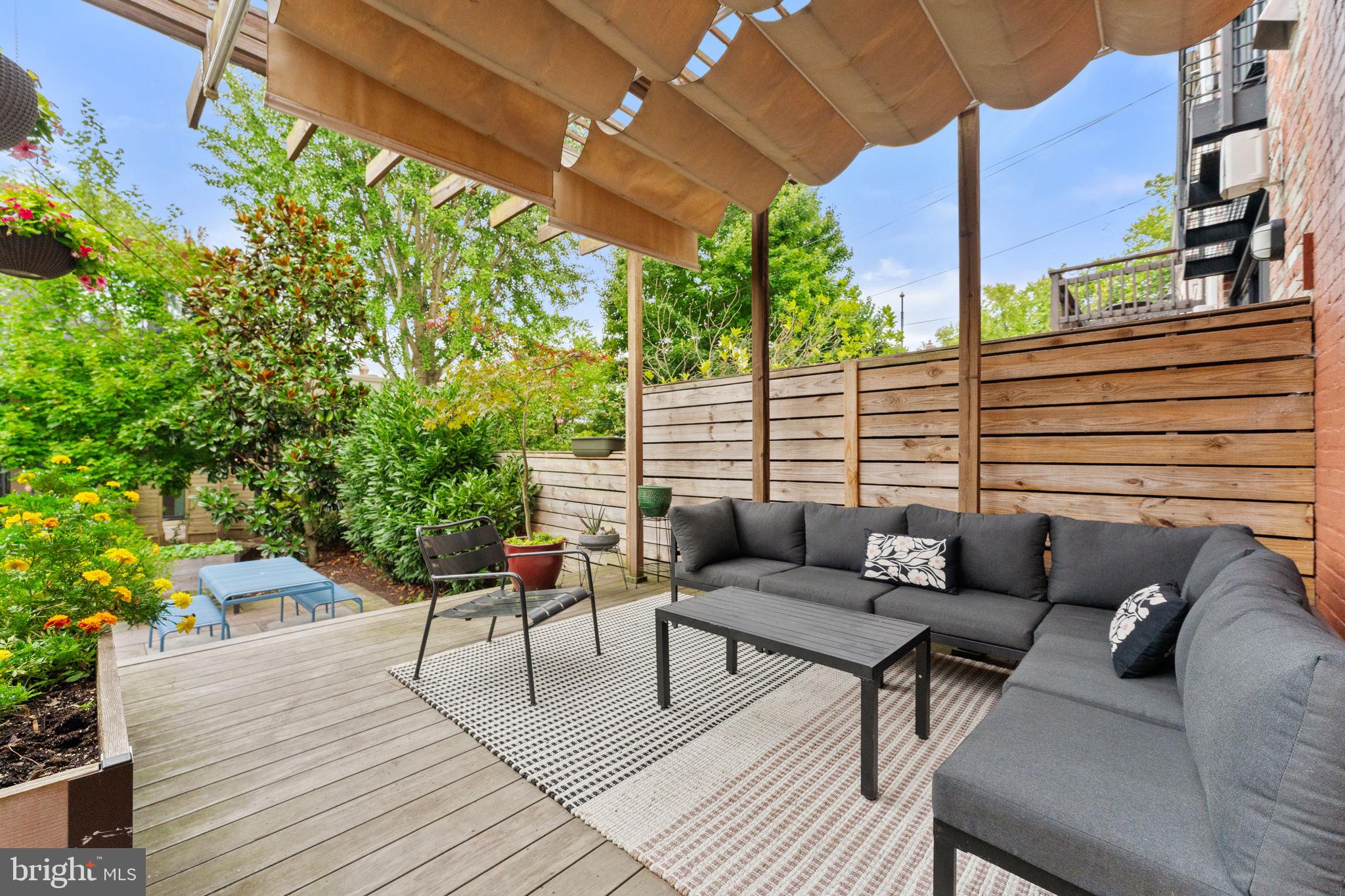CAPITOL HILL - Residential