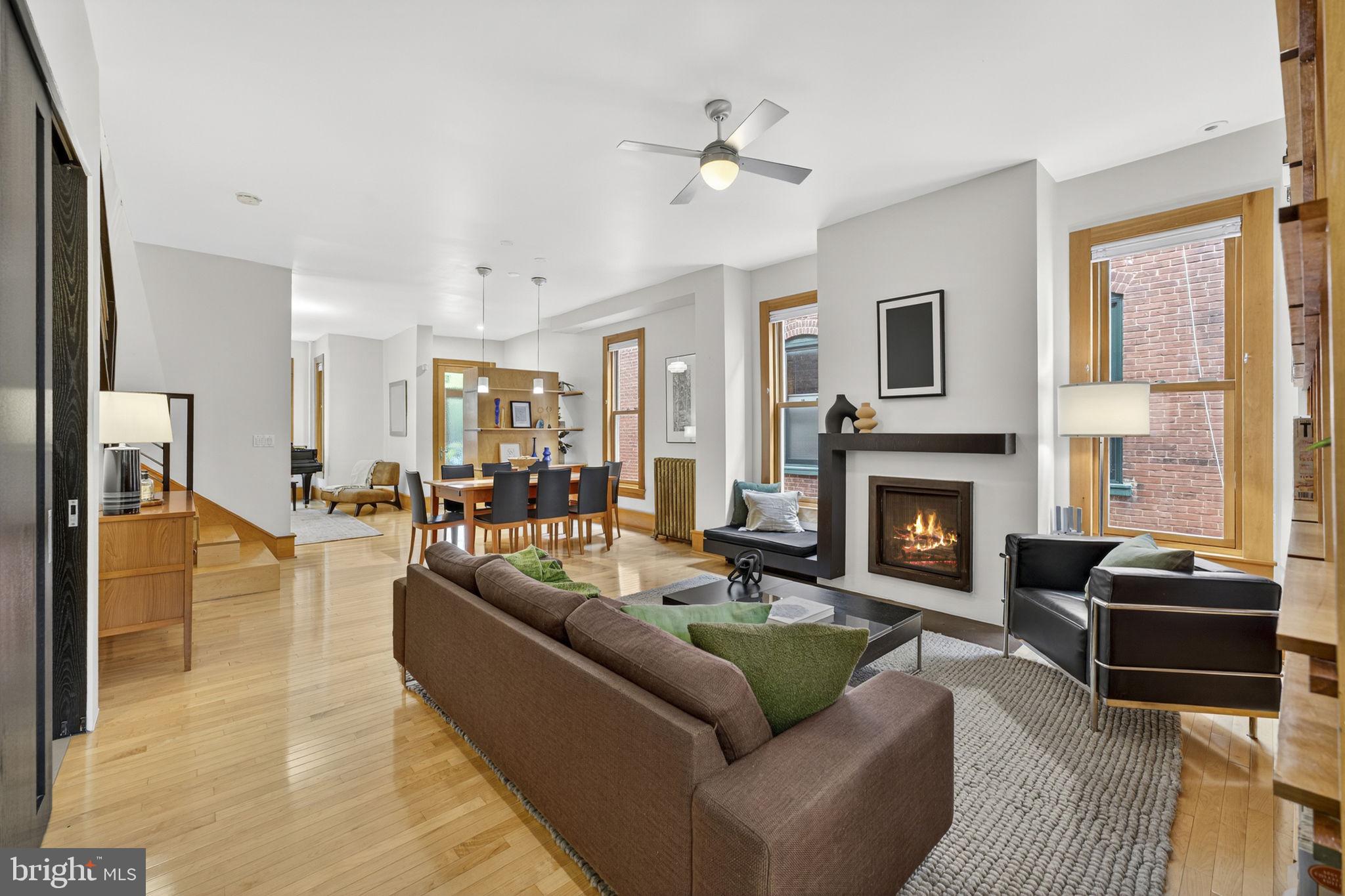 CAPITOL HILL - Residential