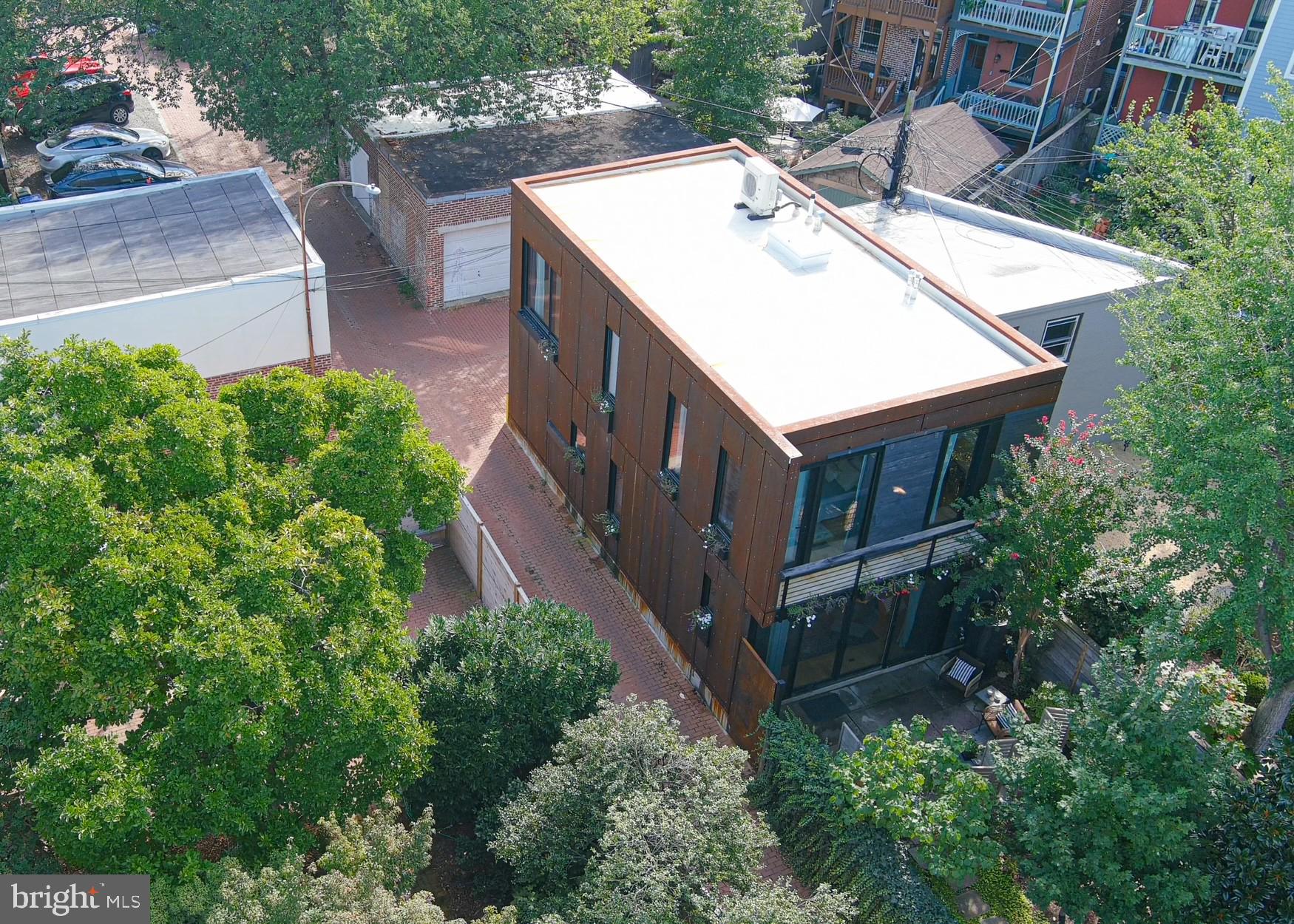 CAPITOL HILL - Residential
