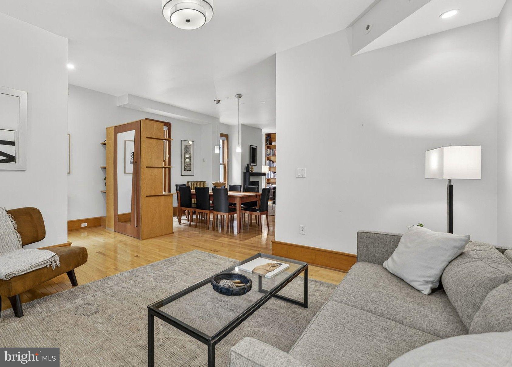CAPITOL HILL - Residential