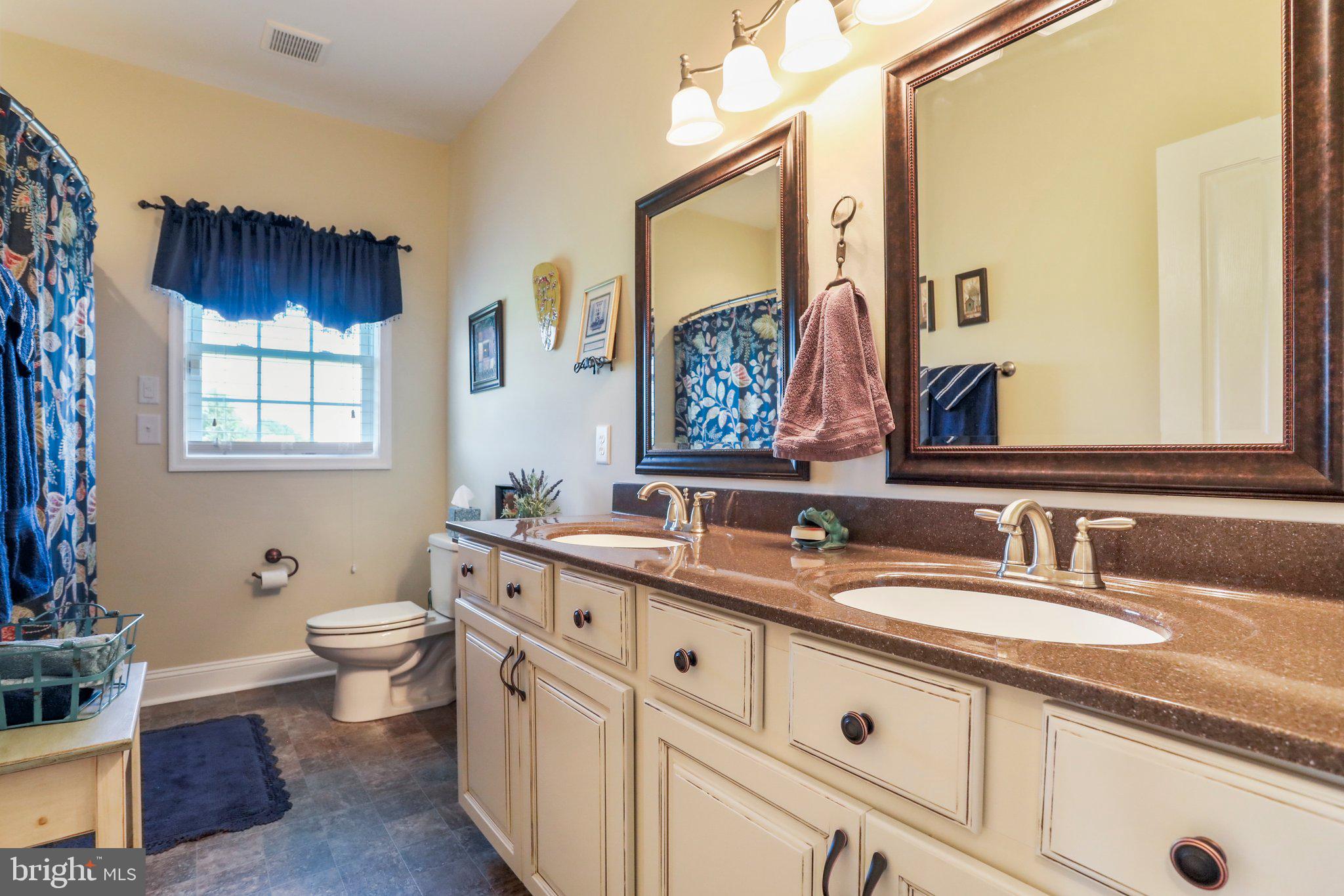 MOUNTAIN VISTA FARMS - Residential