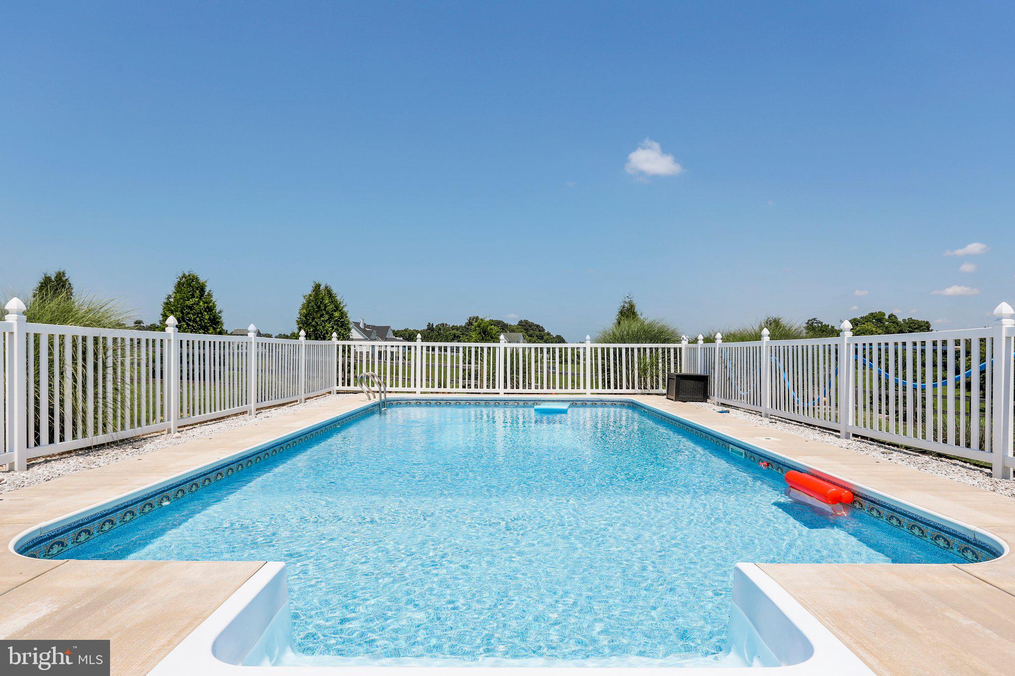 MOUNTAIN VISTA FARMS - Residential