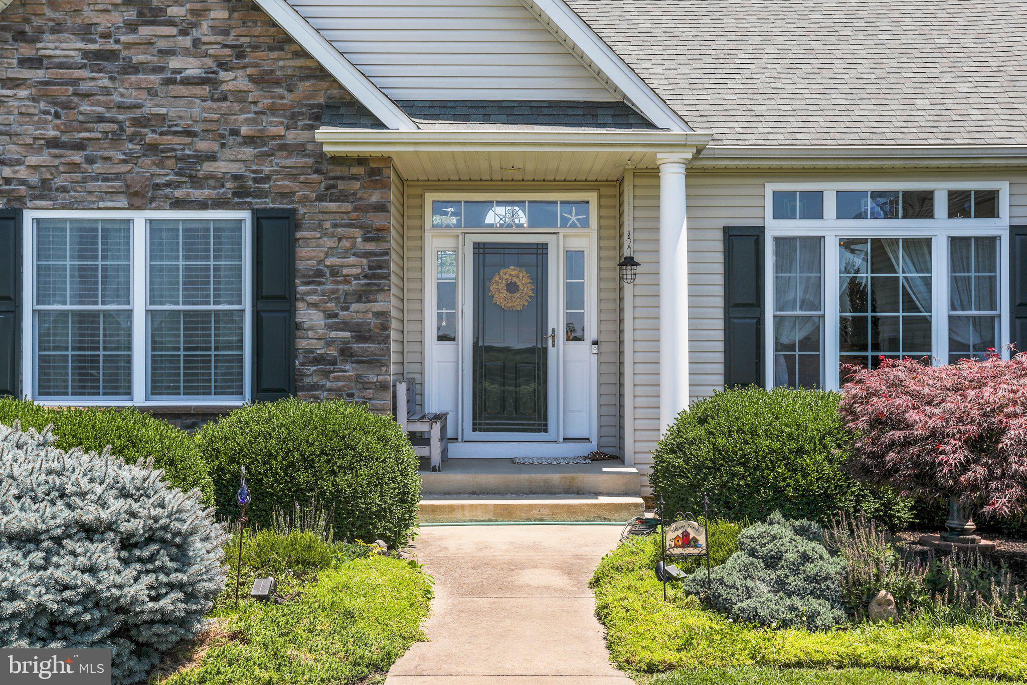 MOUNTAIN VISTA FARMS - Residential