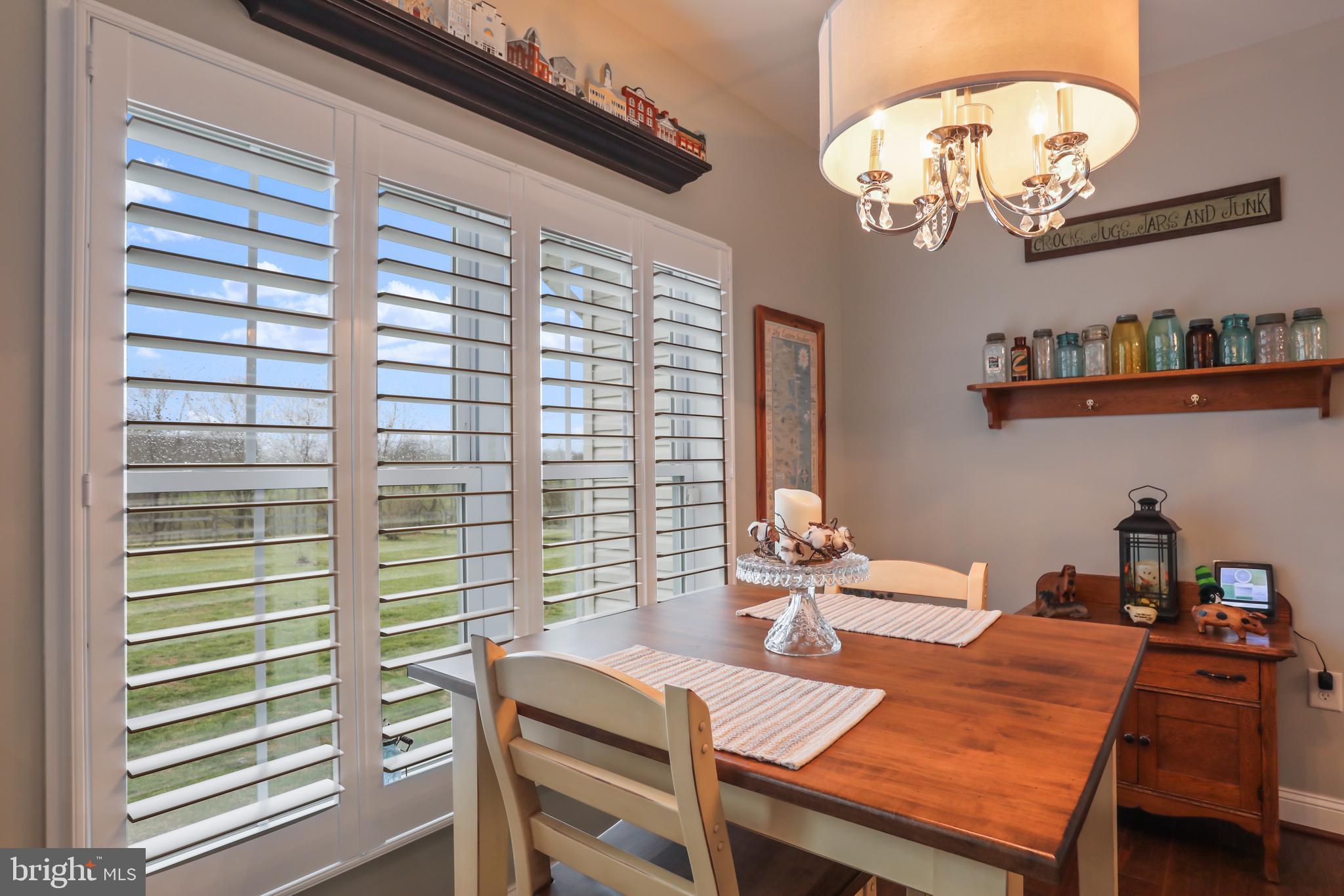 MOUNTAIN VISTA FARMS - Residential