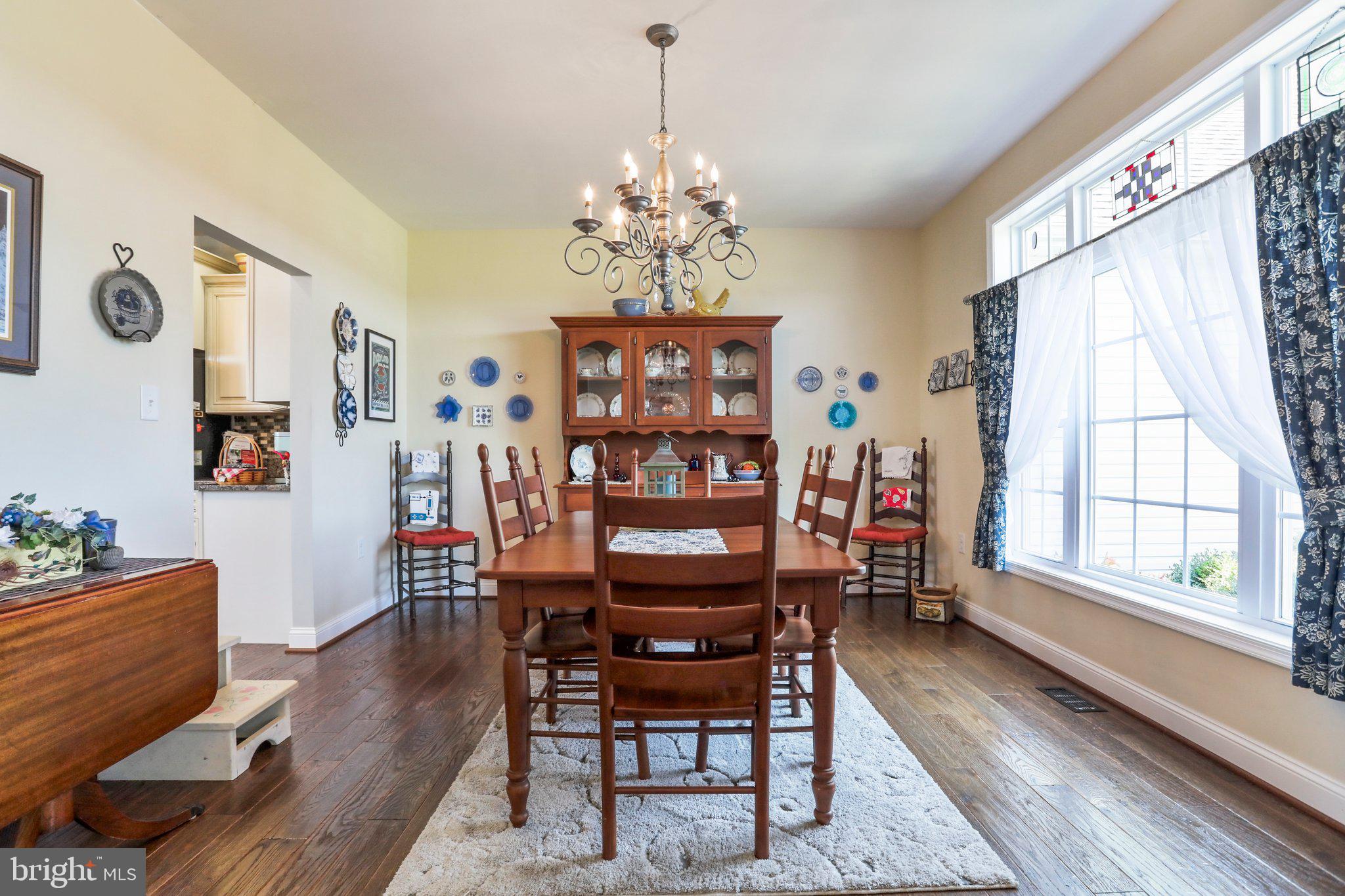 MOUNTAIN VISTA FARMS - Residential