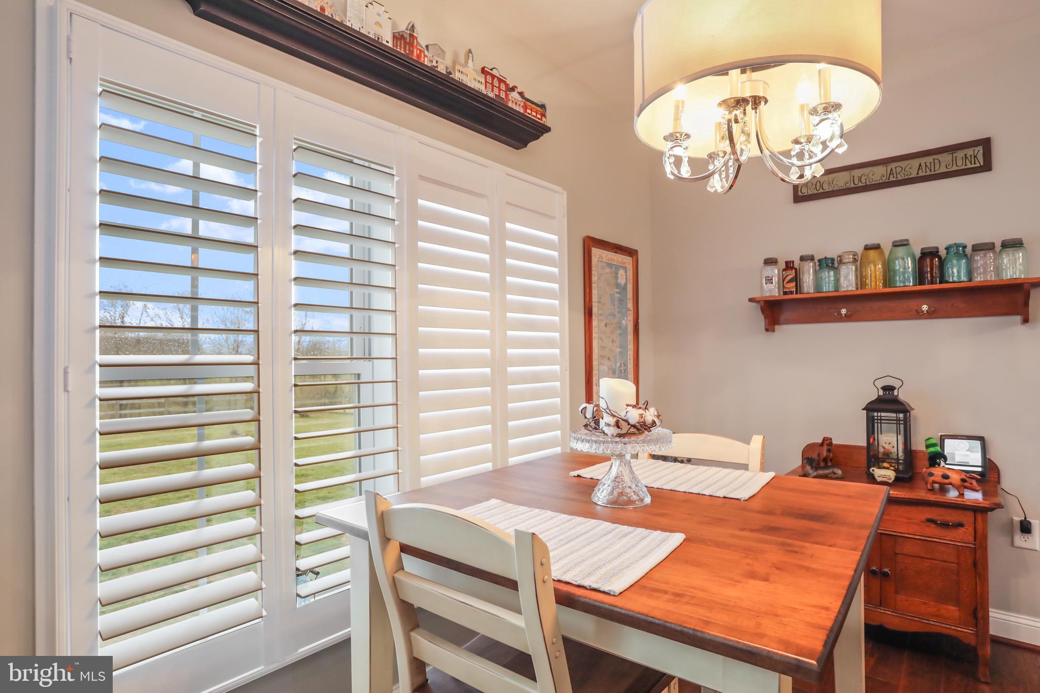 MOUNTAIN VISTA FARMS - Residential