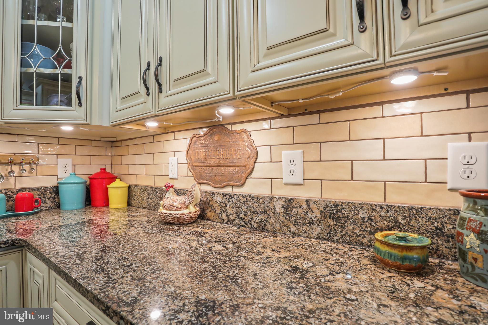 MOUNTAIN VISTA FARMS - Residential