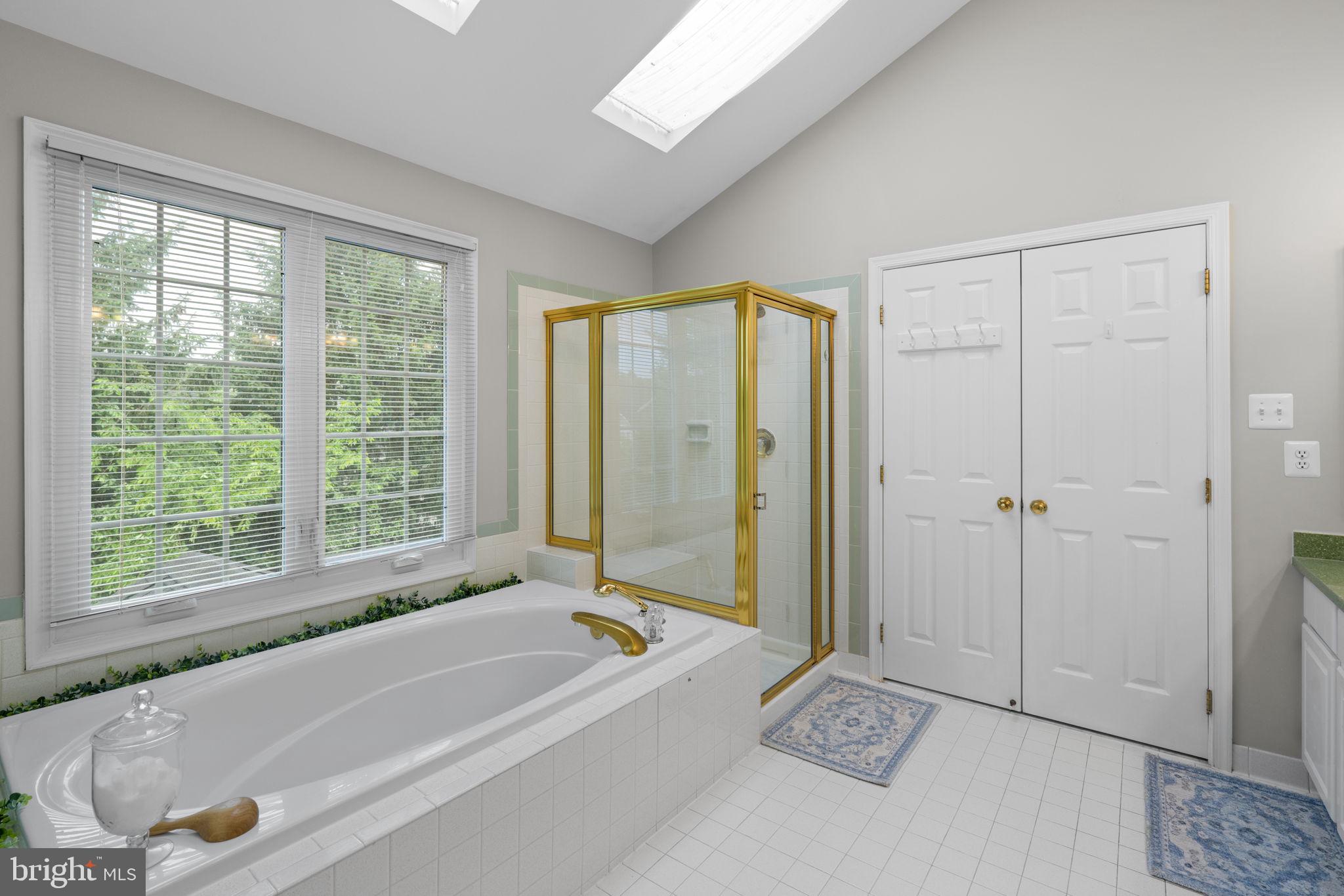 FOXHALL FARM - Residential
