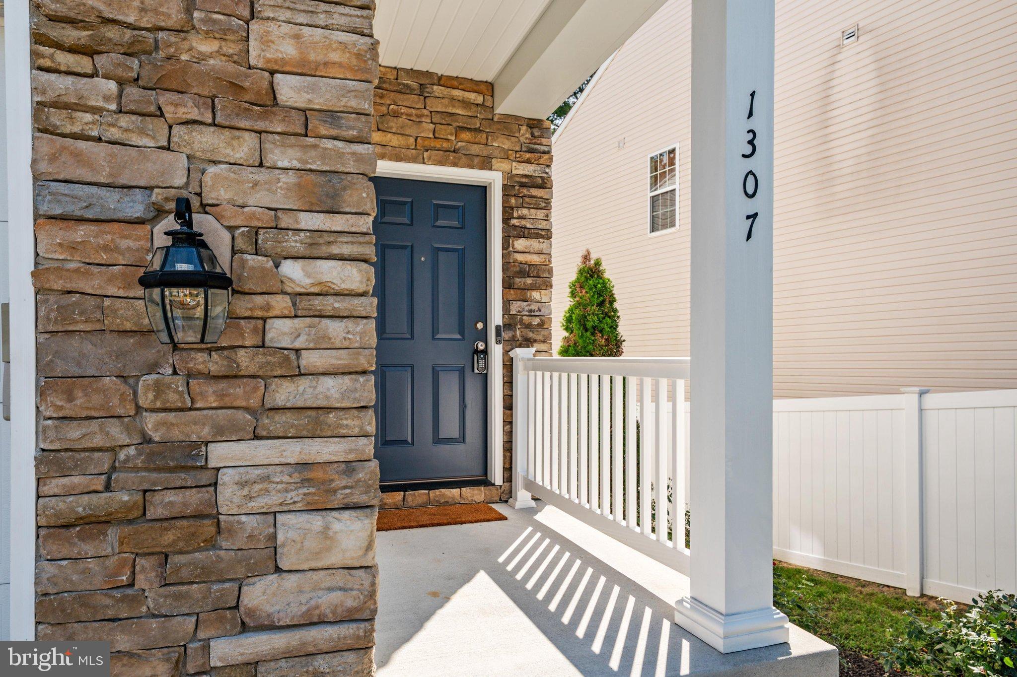 1307 REGINA WAY