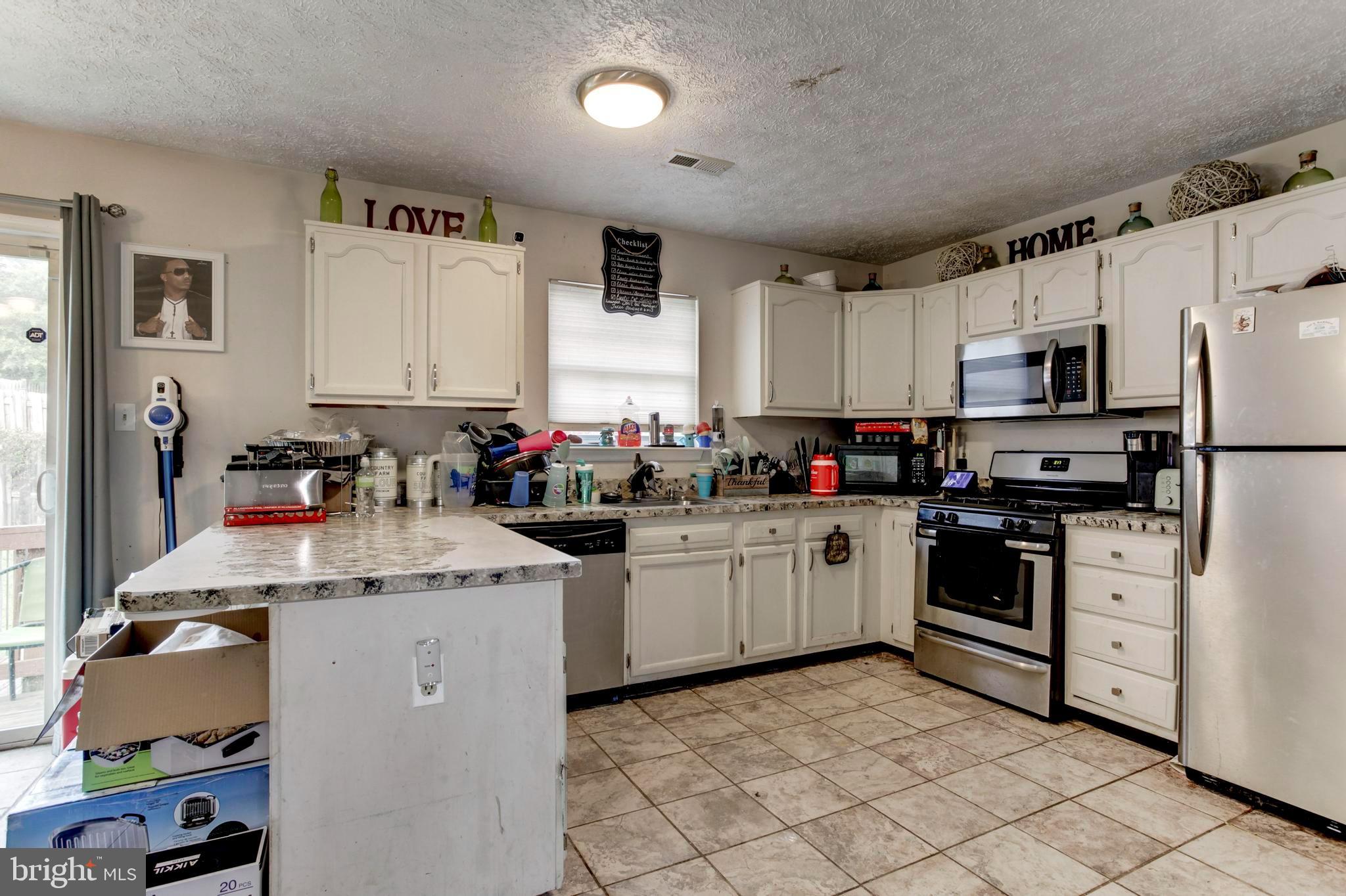 POTOMAC HILLS - Residential