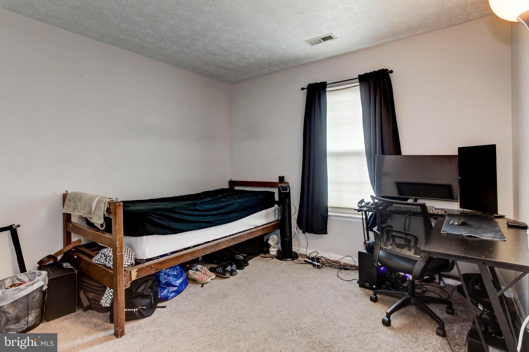 POTOMAC HILLS - Residential