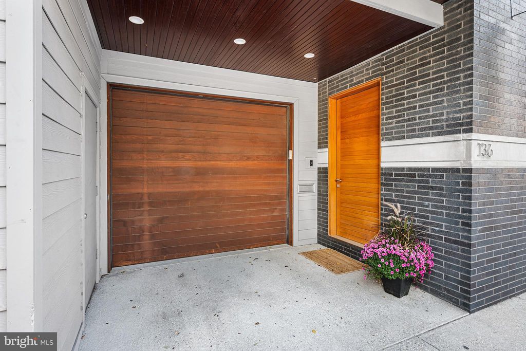 Photo of 136 N 22nd Street, PHILADELPHIA, PA 19103 (MLS # PAPH2541902)