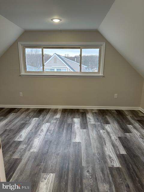 TWIN OAKS - Residential Lease