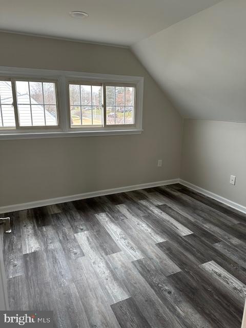 TWIN OAKS - Residential Lease