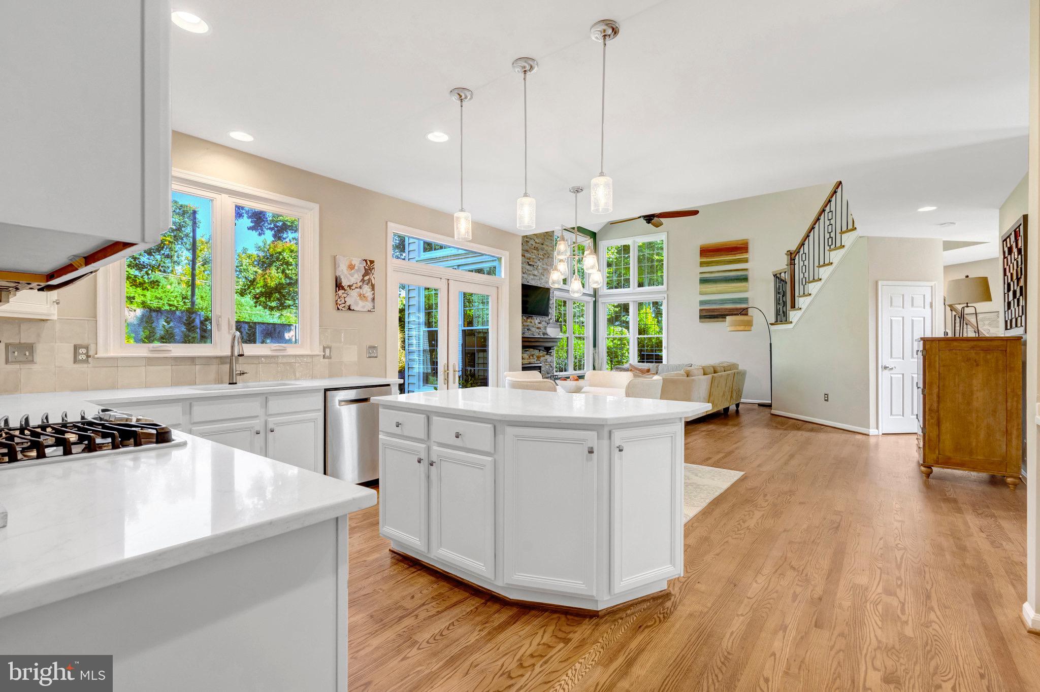 LEE CHAPEL GROVE - Residential