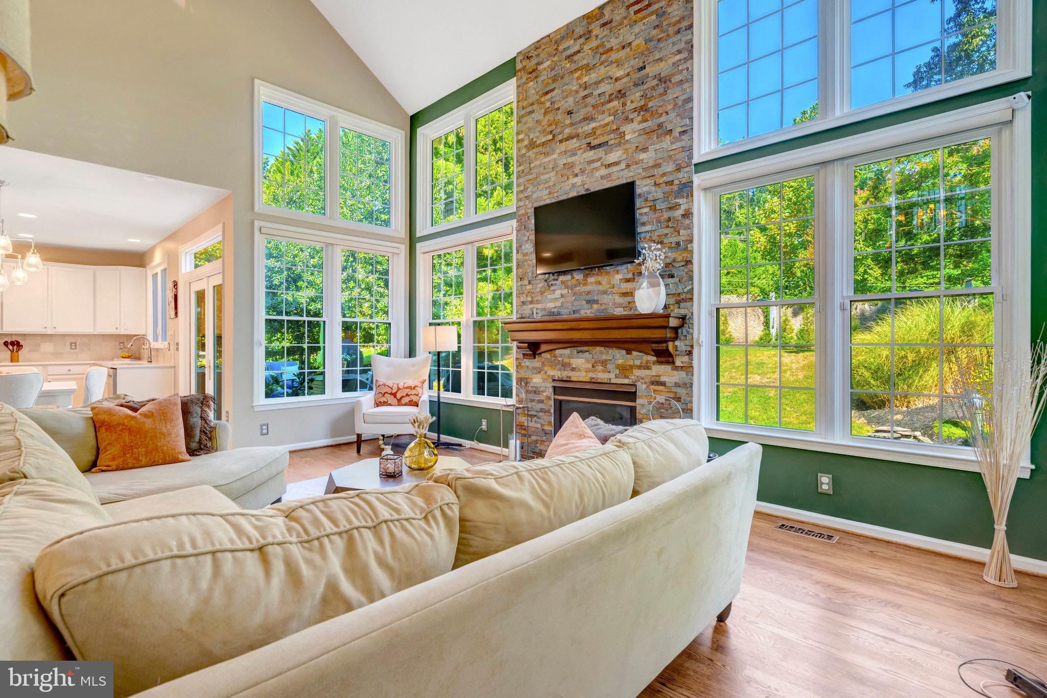 LEE CHAPEL GROVE - Residential