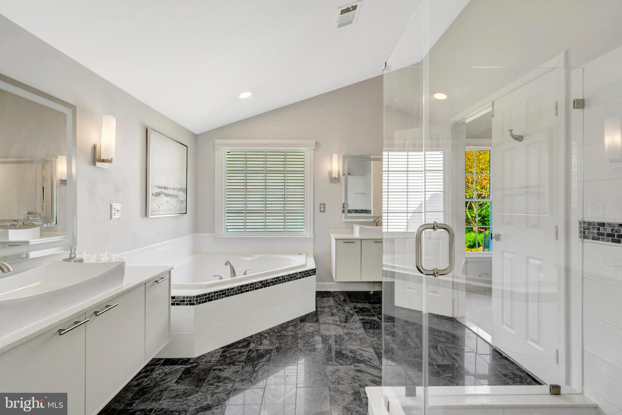 LEE CHAPEL GROVE - Residential