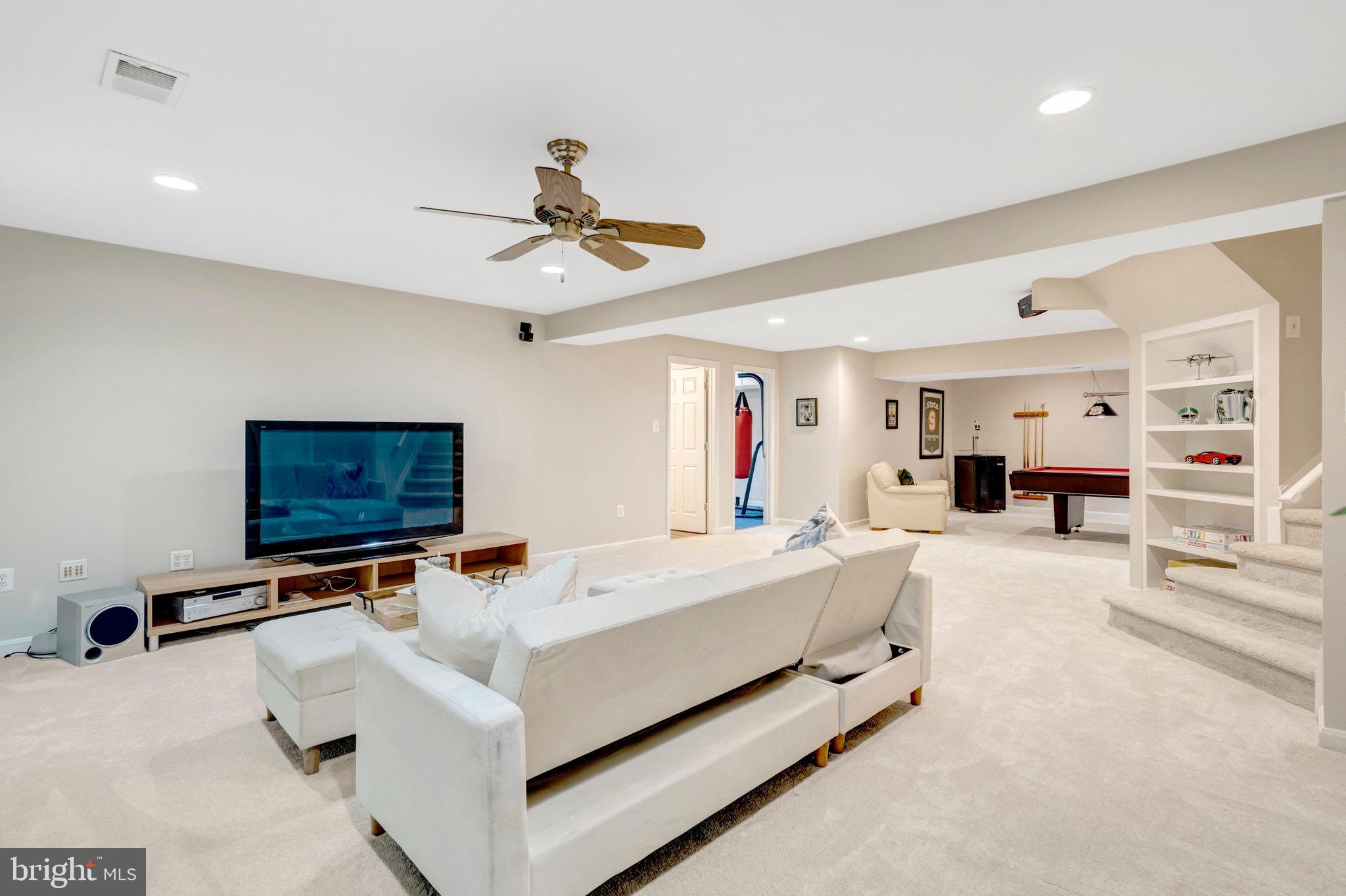 LEE CHAPEL GROVE - Residential