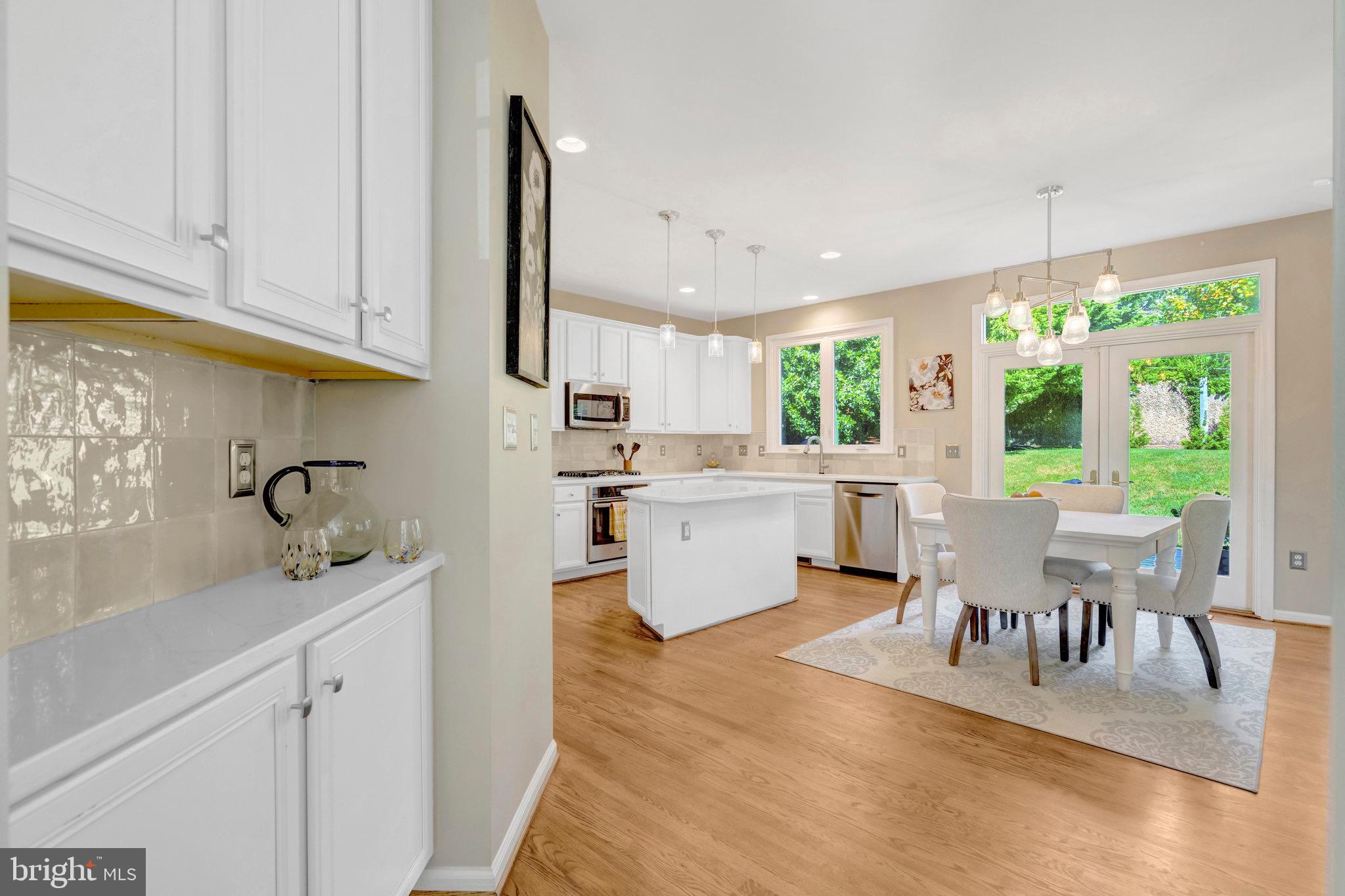 LEE CHAPEL GROVE - Residential