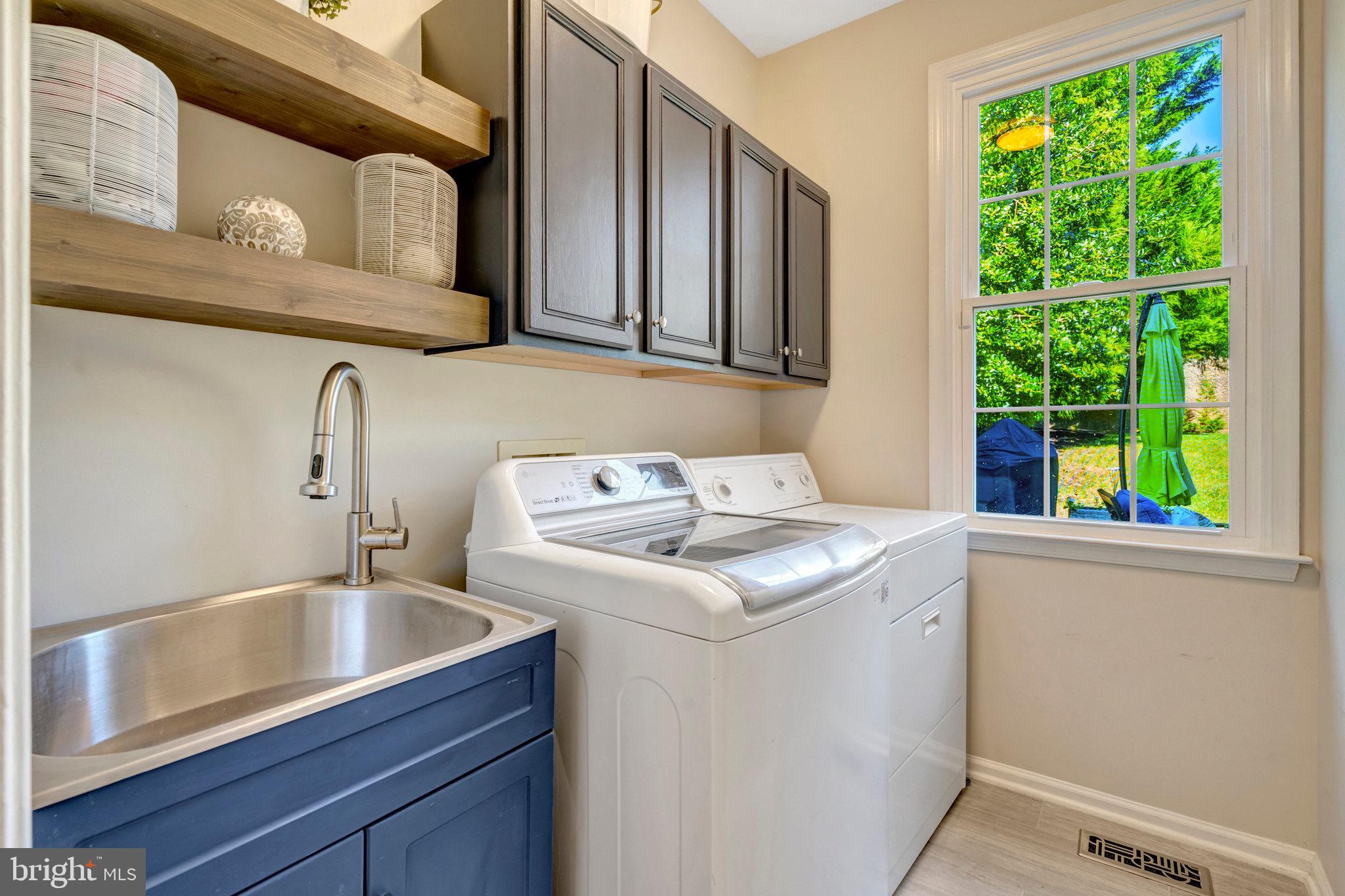 LEE CHAPEL GROVE - Residential