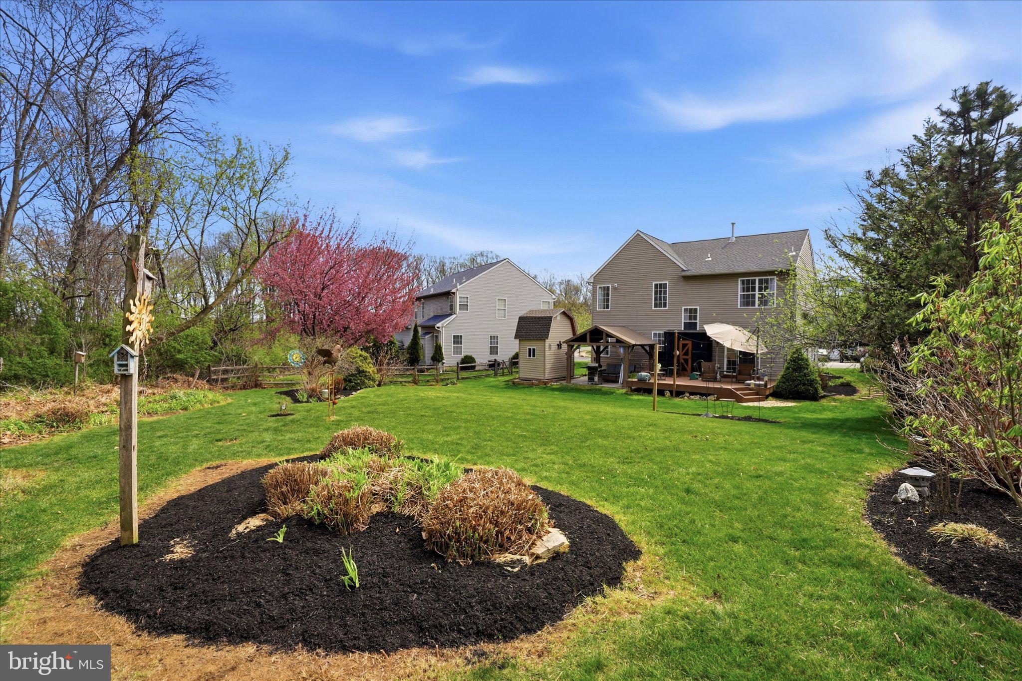 BRANFORD VILLAGE - Residential