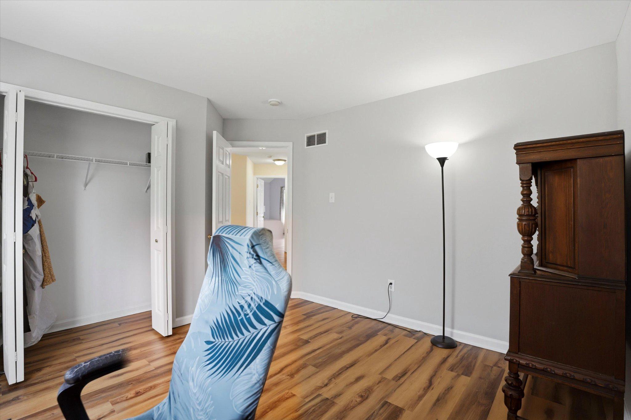 BRANFORD VILLAGE - Residential