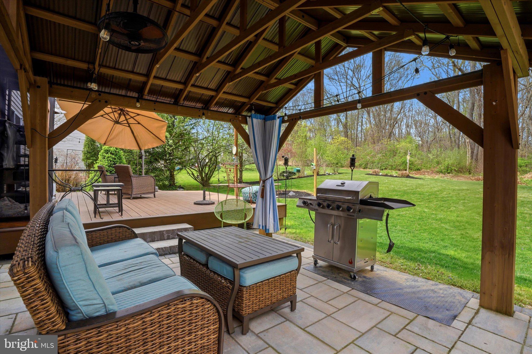 BRANFORD VILLAGE - Residential