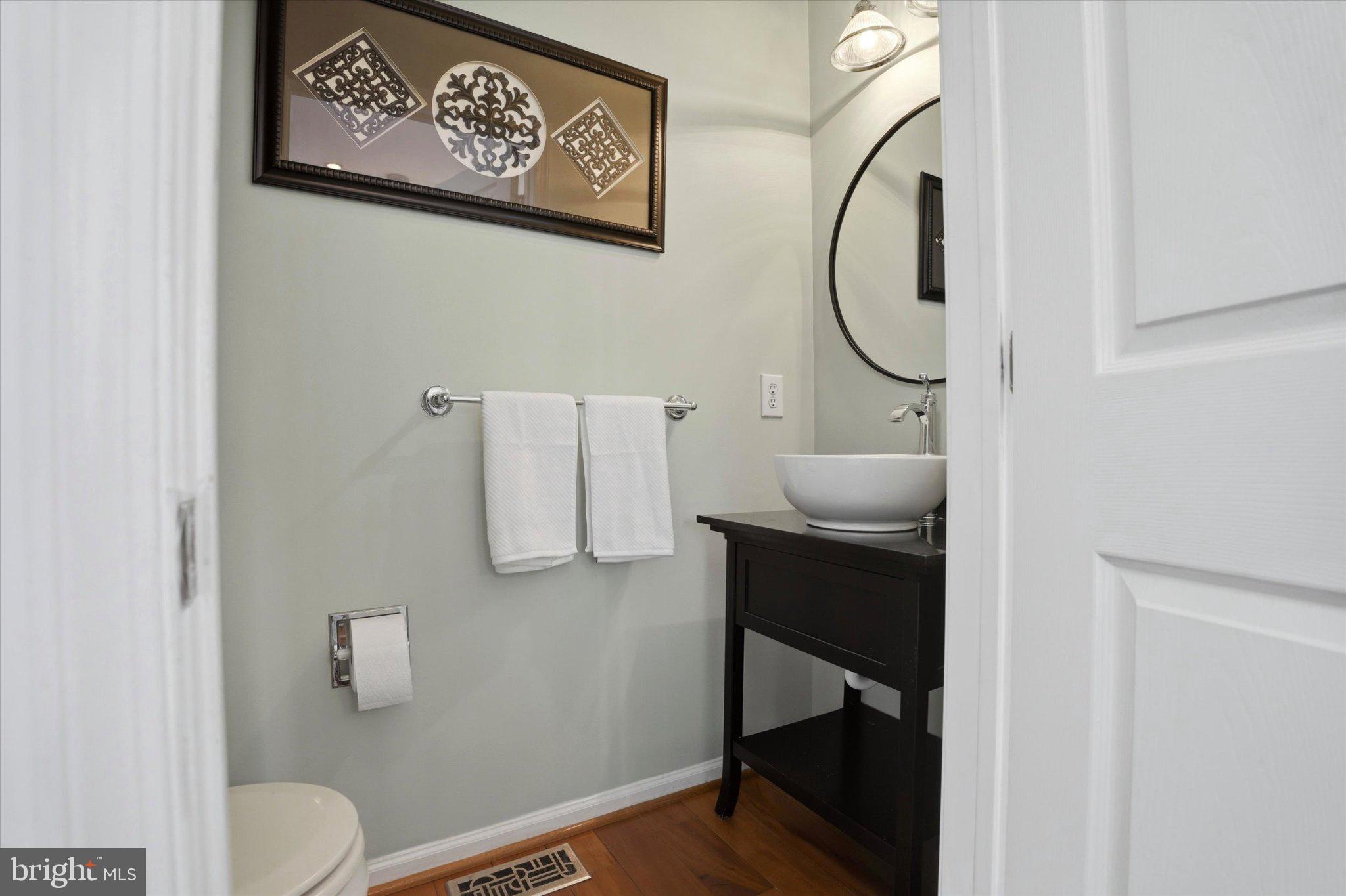 BRANFORD VILLAGE - Residential