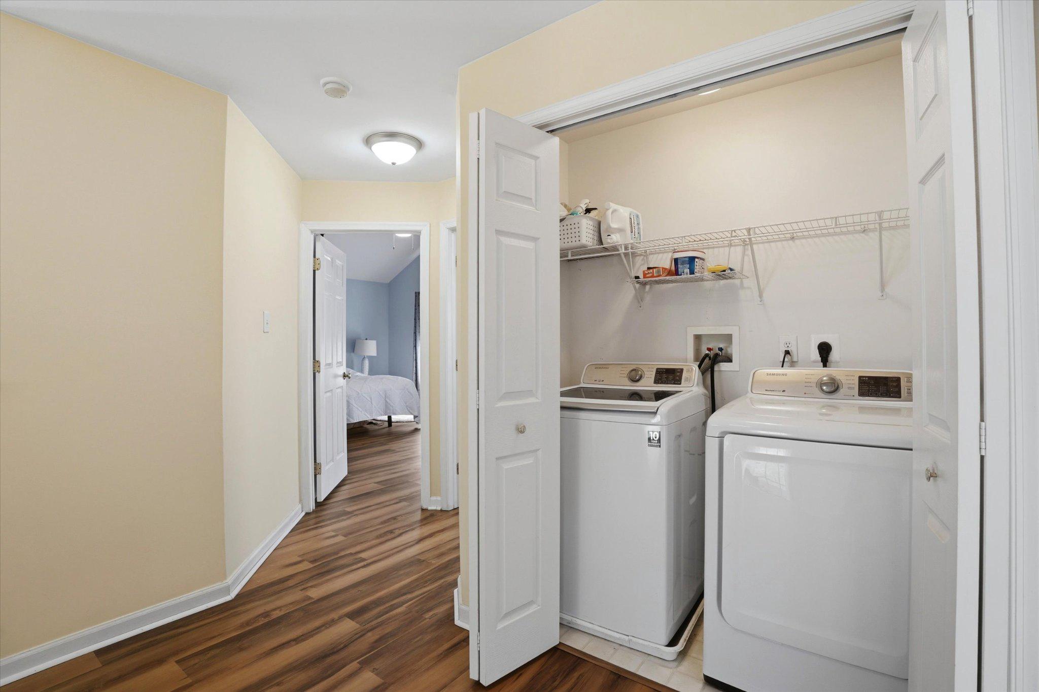 BRANFORD VILLAGE - Residential