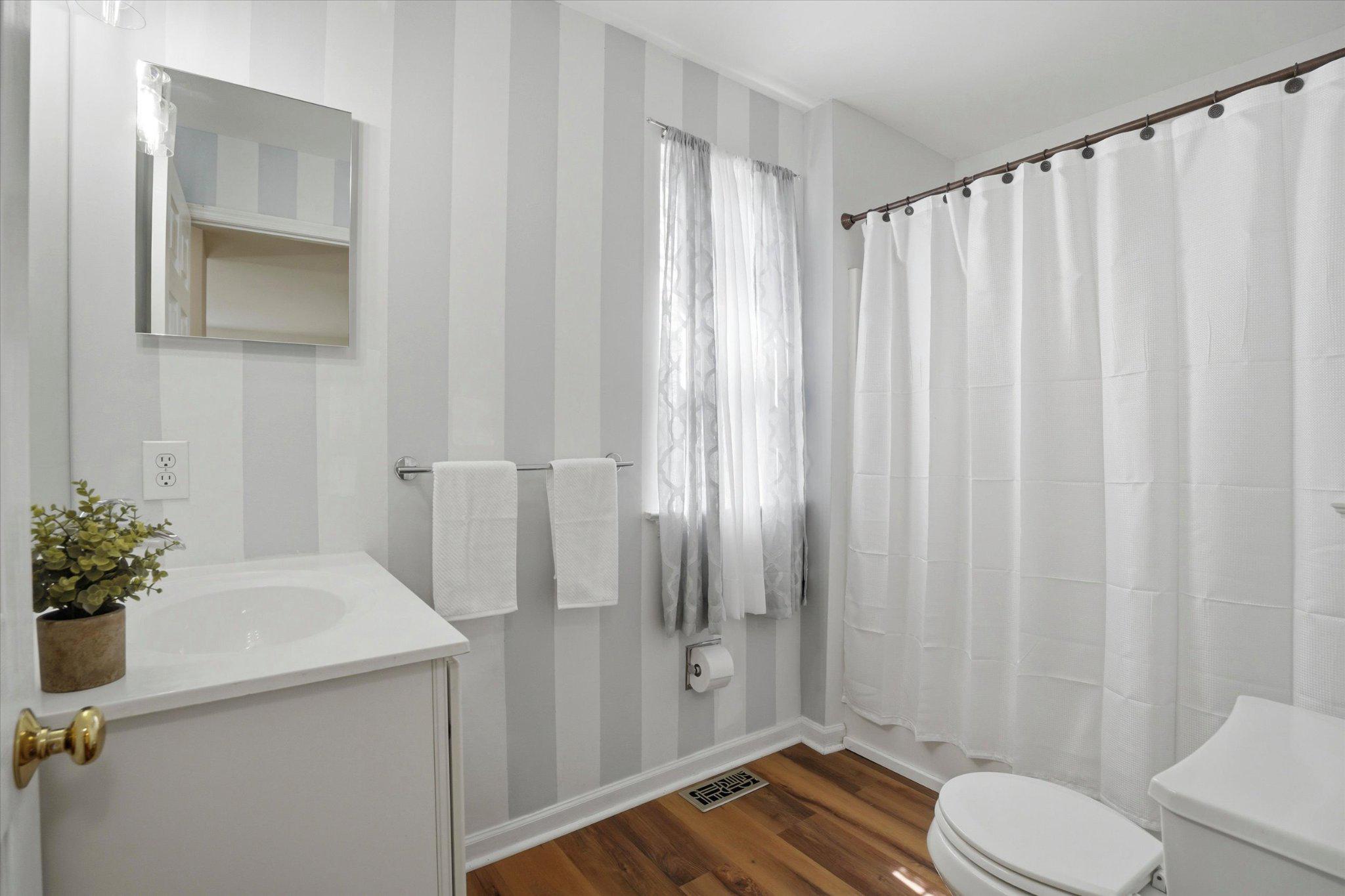 BRANFORD VILLAGE - Residential