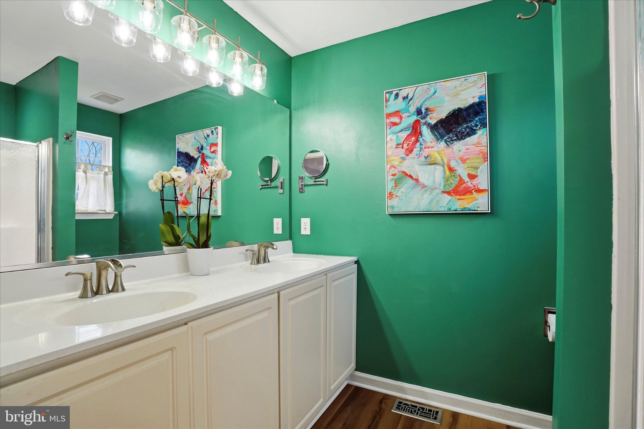 BRANFORD VILLAGE - Residential