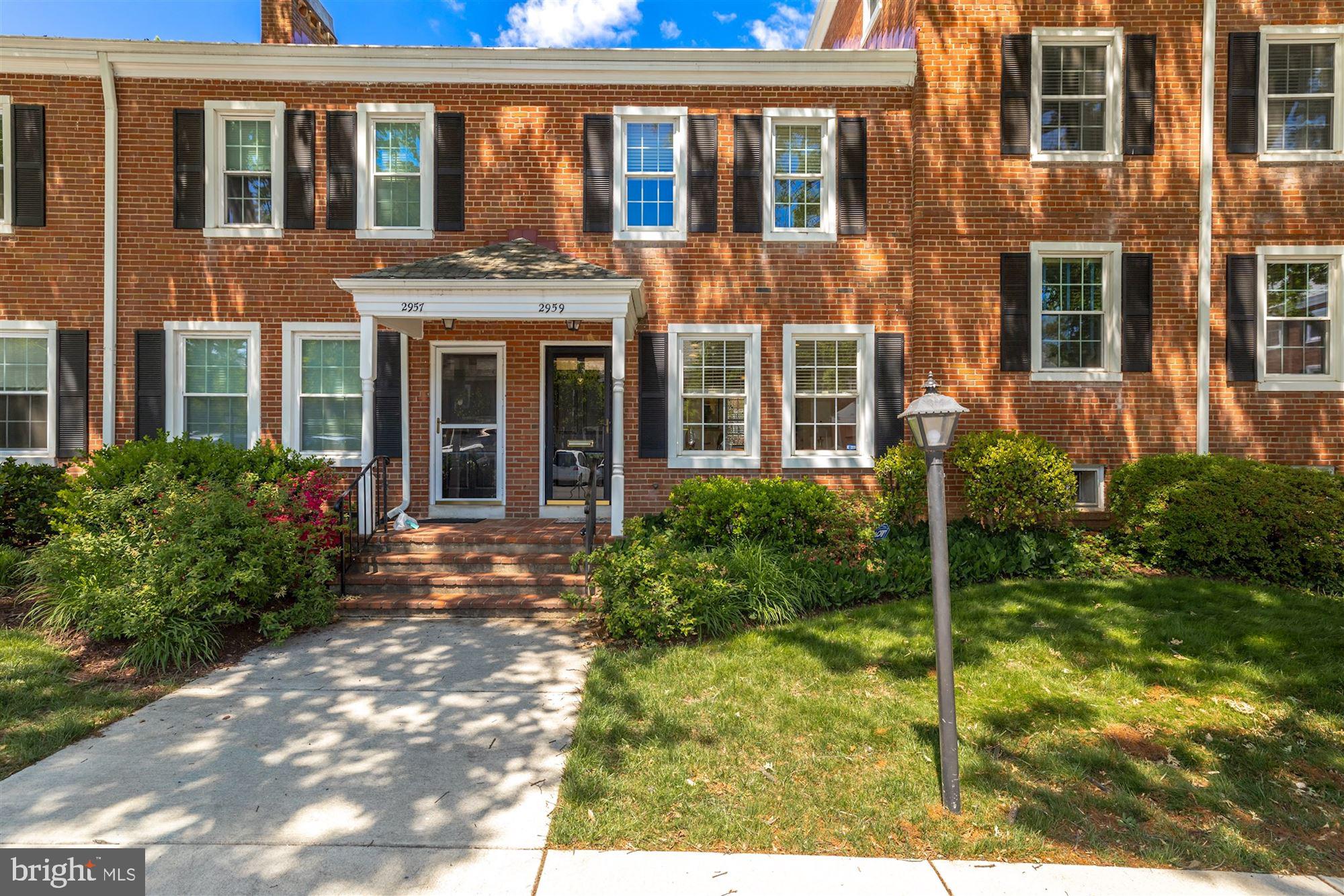 FAIRLINGTON VILLAGES - Residential