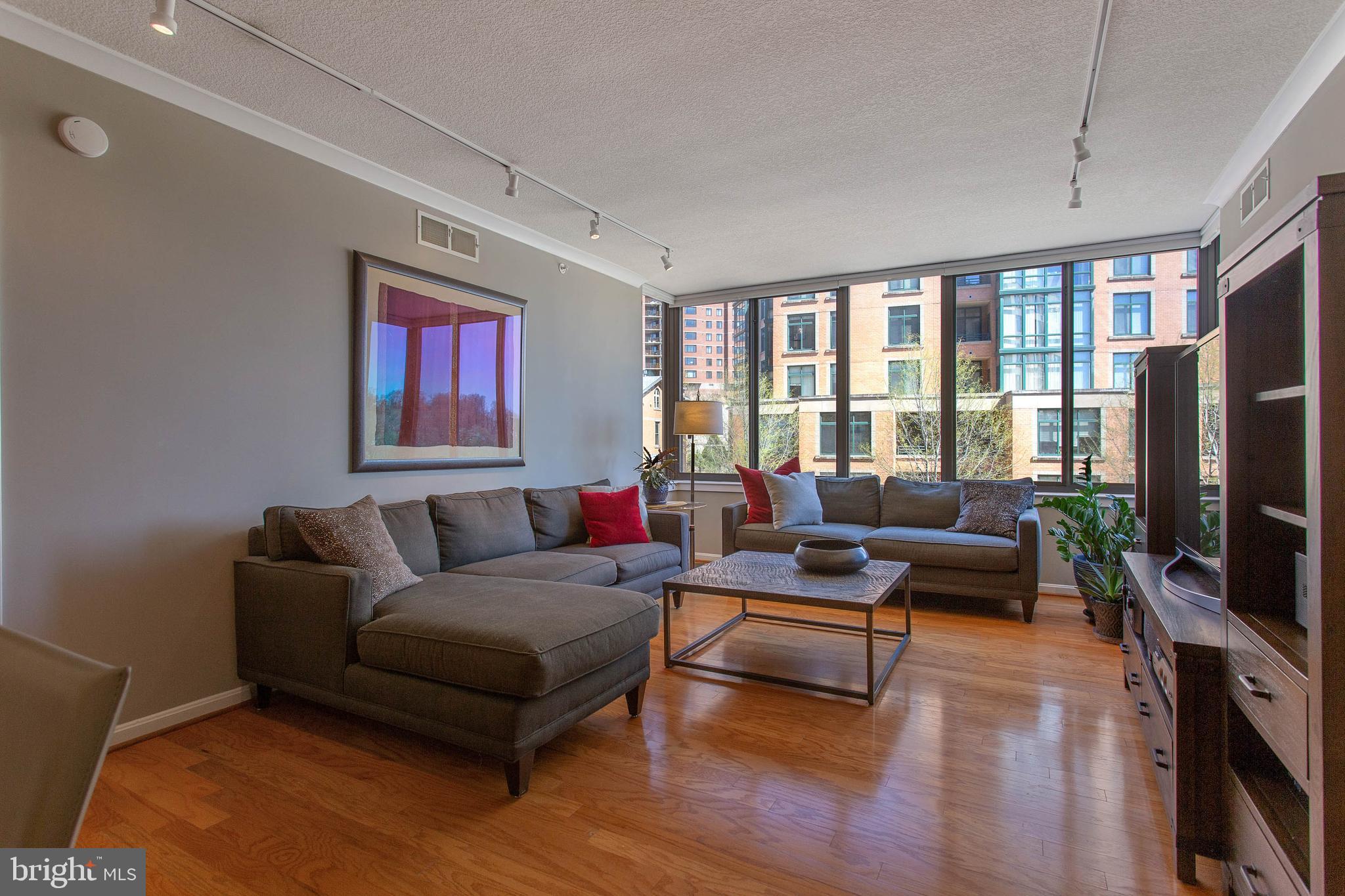 THE PARK AT COURTHOUSE - Residential