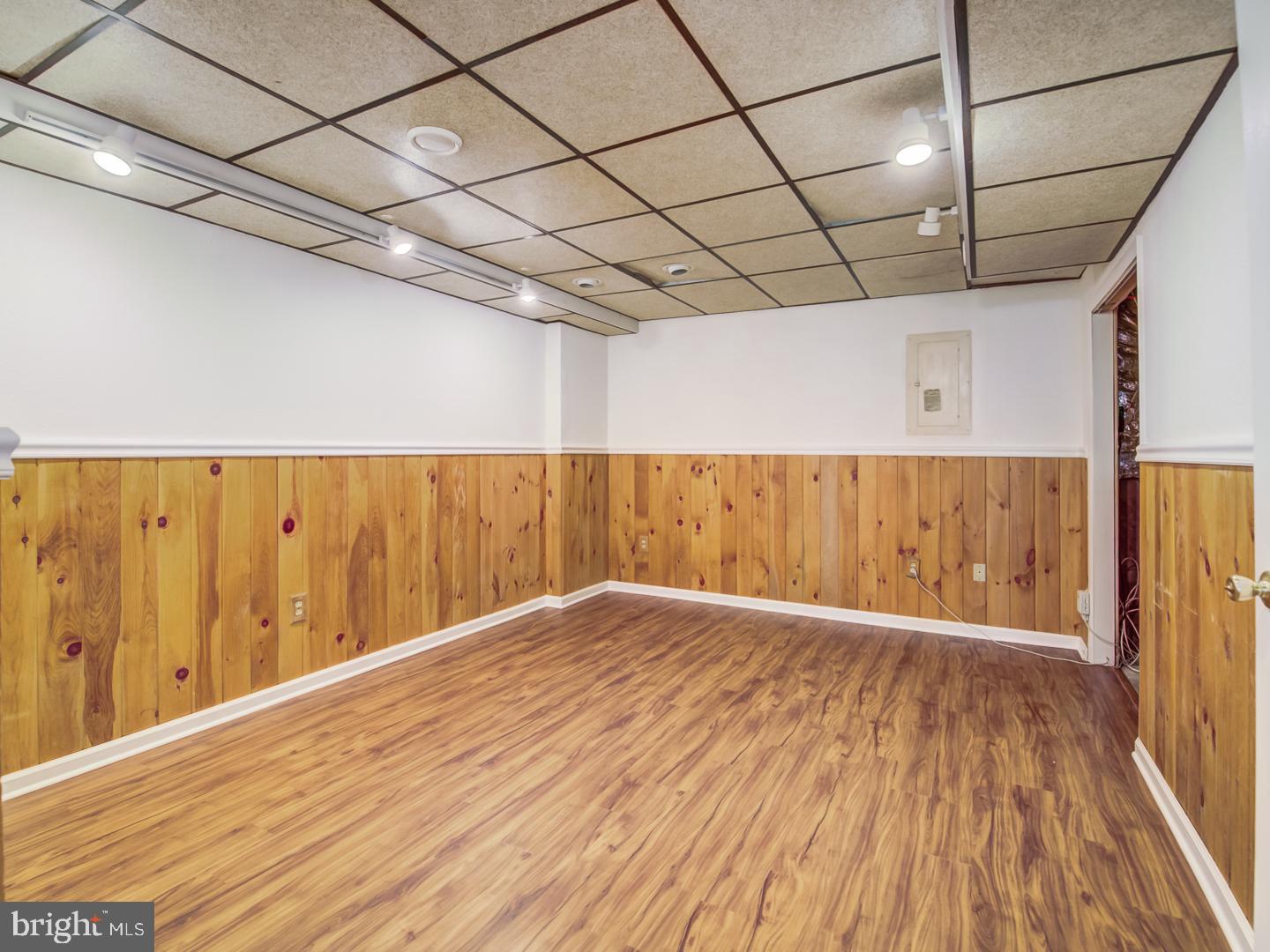 WATERS LANDING - Residential