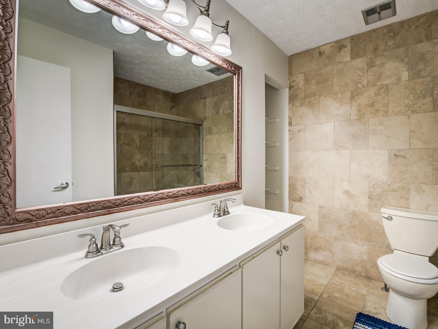 WATERS LANDING - Residential